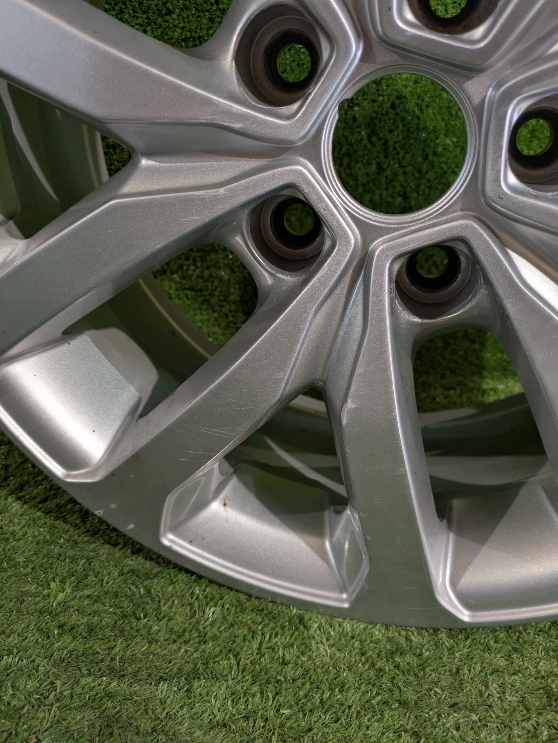 disk hliníkový disk RENAULT 17" x 7J ET40 NR.F367