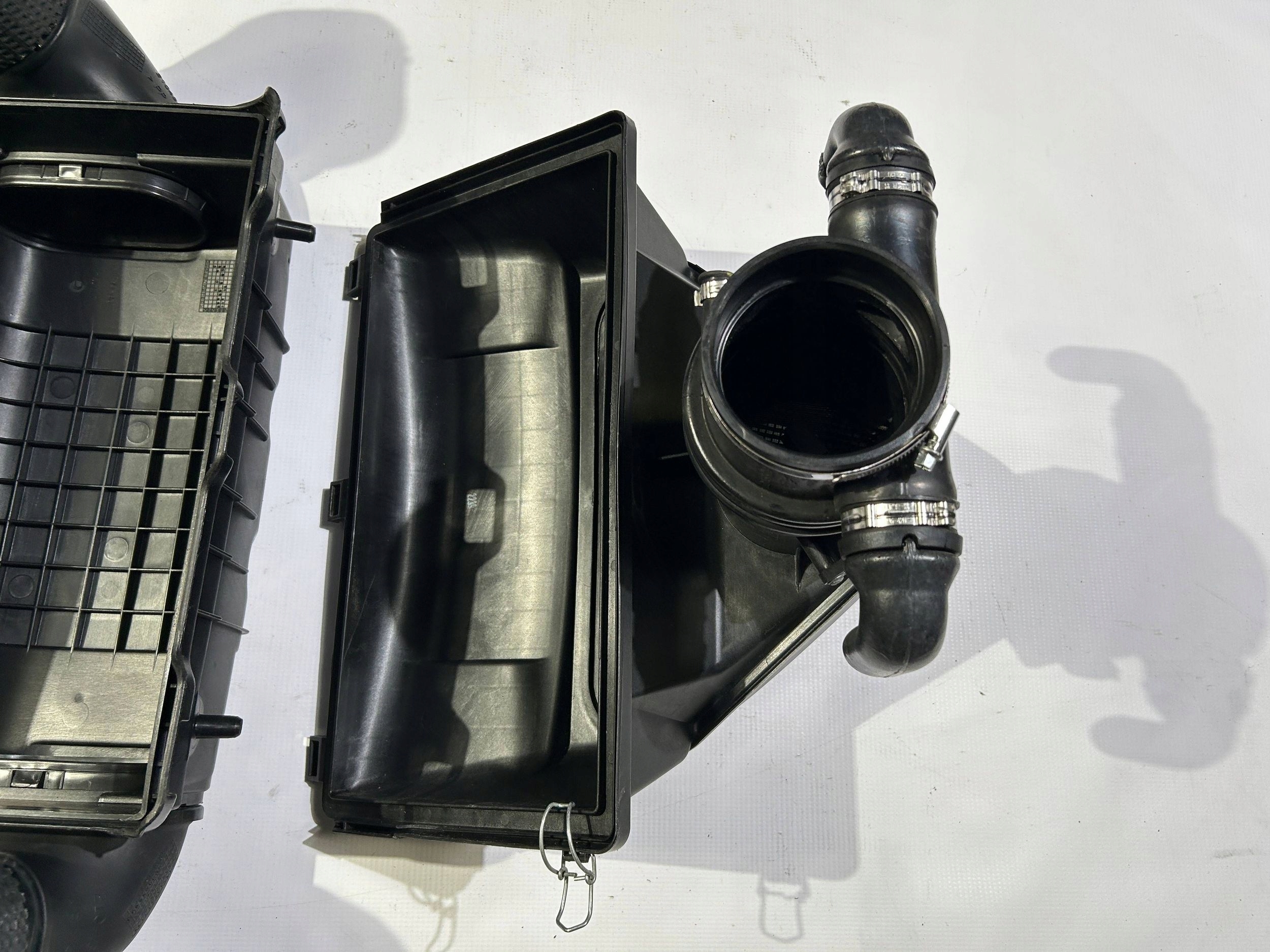 Gehäuse filter luft dolot Maserati GranTurismo 4.2 2008