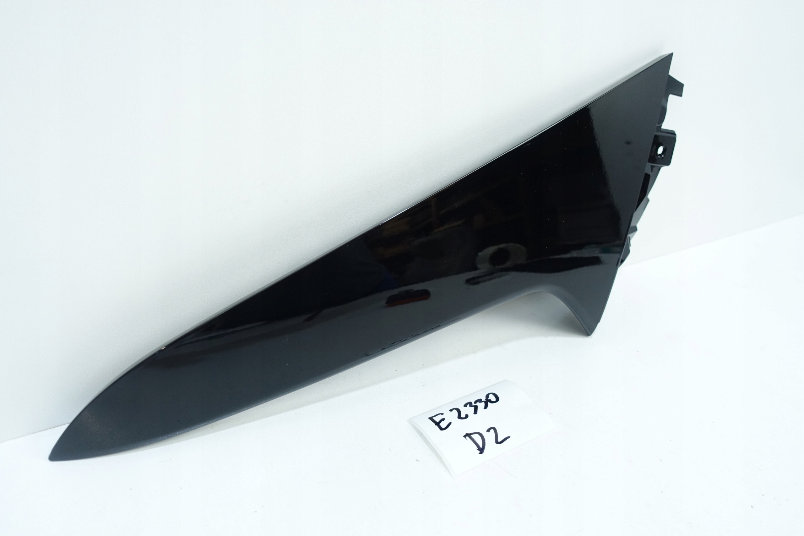 SPOILER bonnet boot left rear part HYUNDAI KONA 23- 87227-HF100