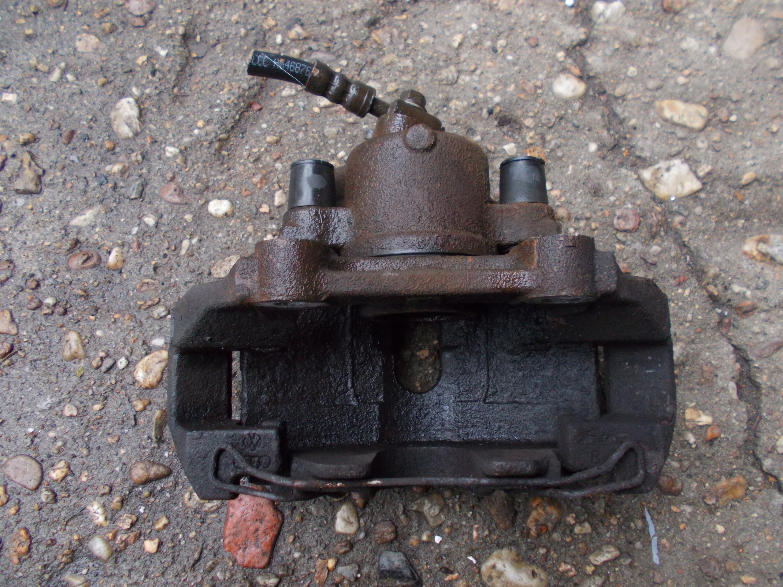 SEAT IBIZA IV 08R 1.6 TDI caliper brake left front