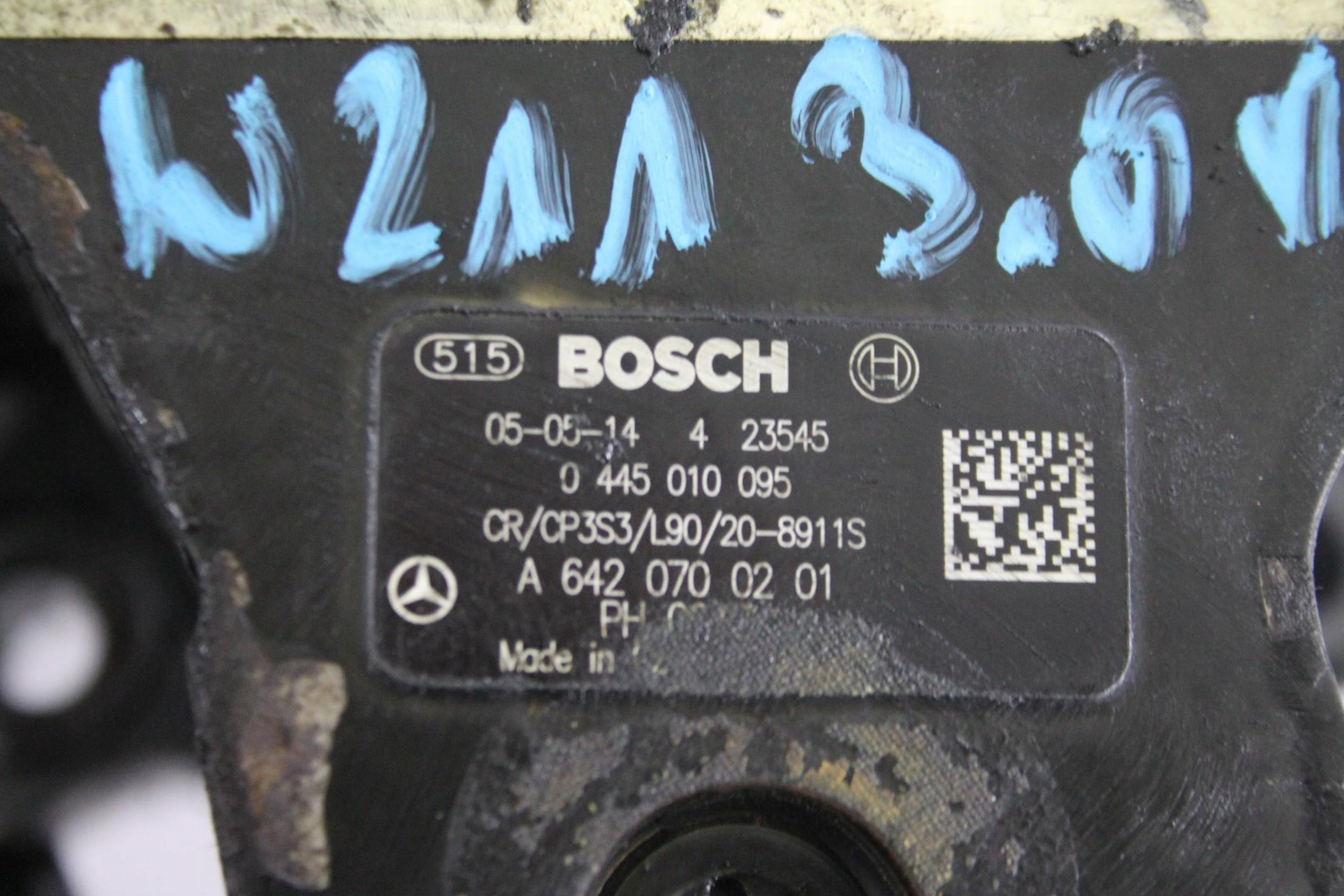 Einspritzpumpe A6420700201 MERCEDES W211 3.0 CDI