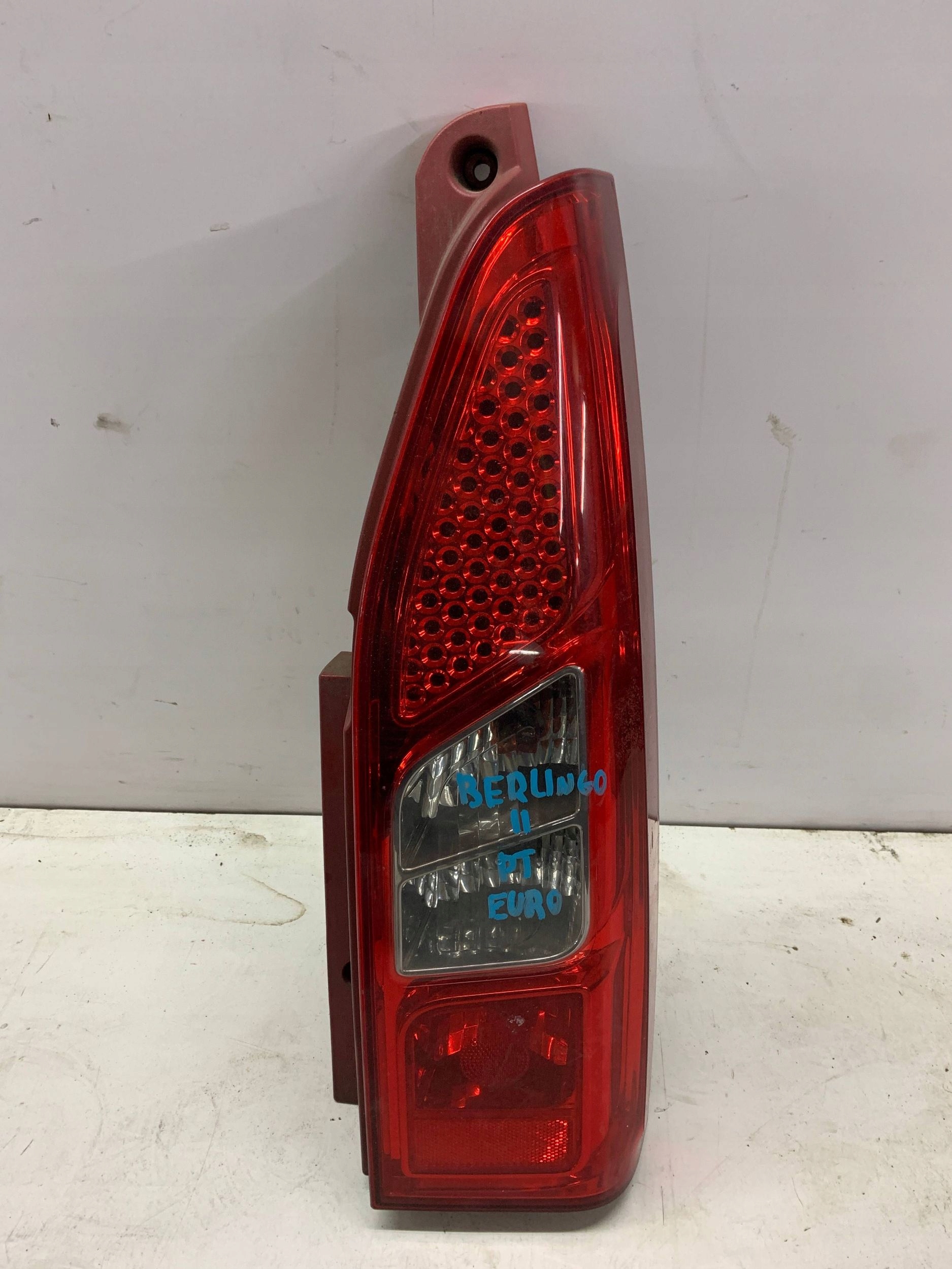light right rear part right rear CITROEN BERLINGO II (2008-2018)