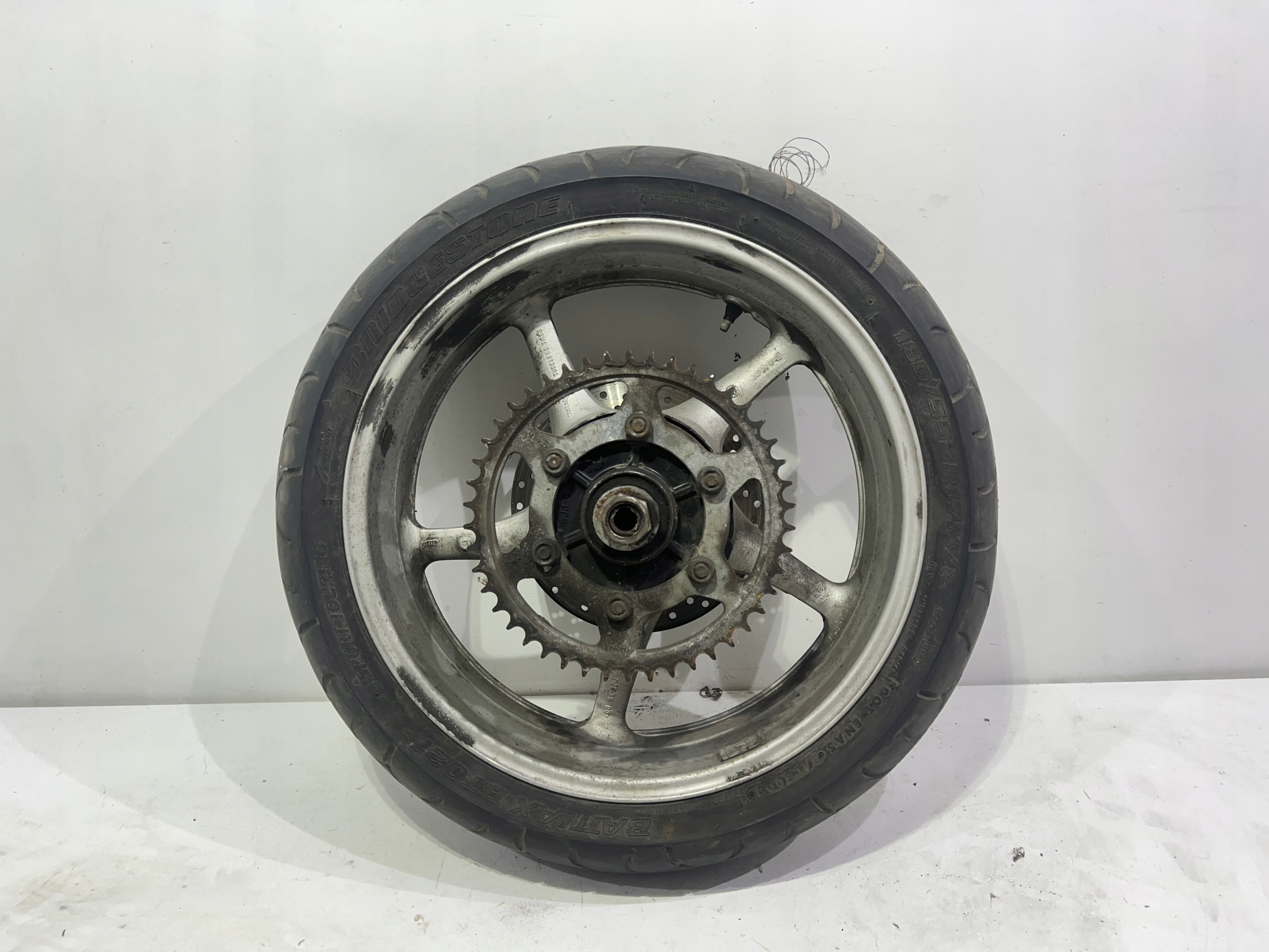 FZ6 Fazer 600 04-00 Koleso Zadné 17 180/55/17