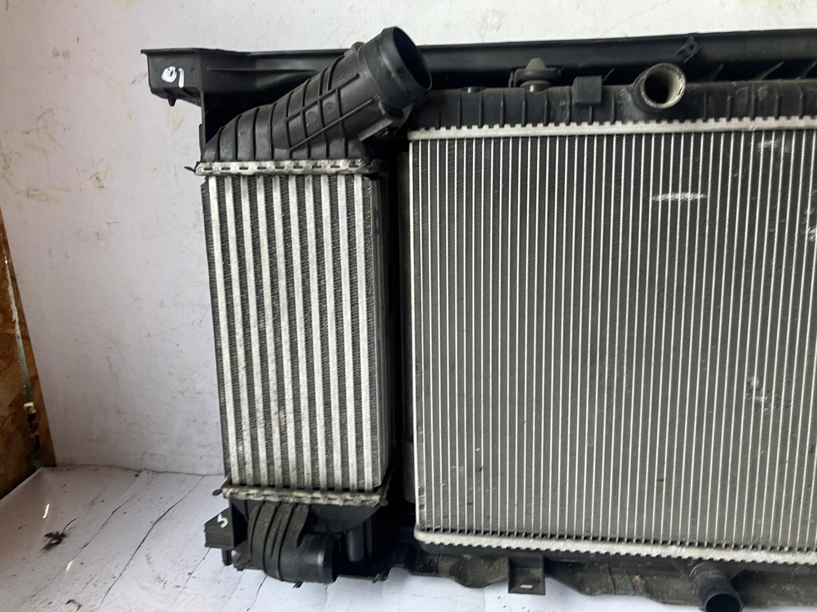 support panel for radiators radiator DS5 2.0 HDI HYBRID4 HYBRYDA