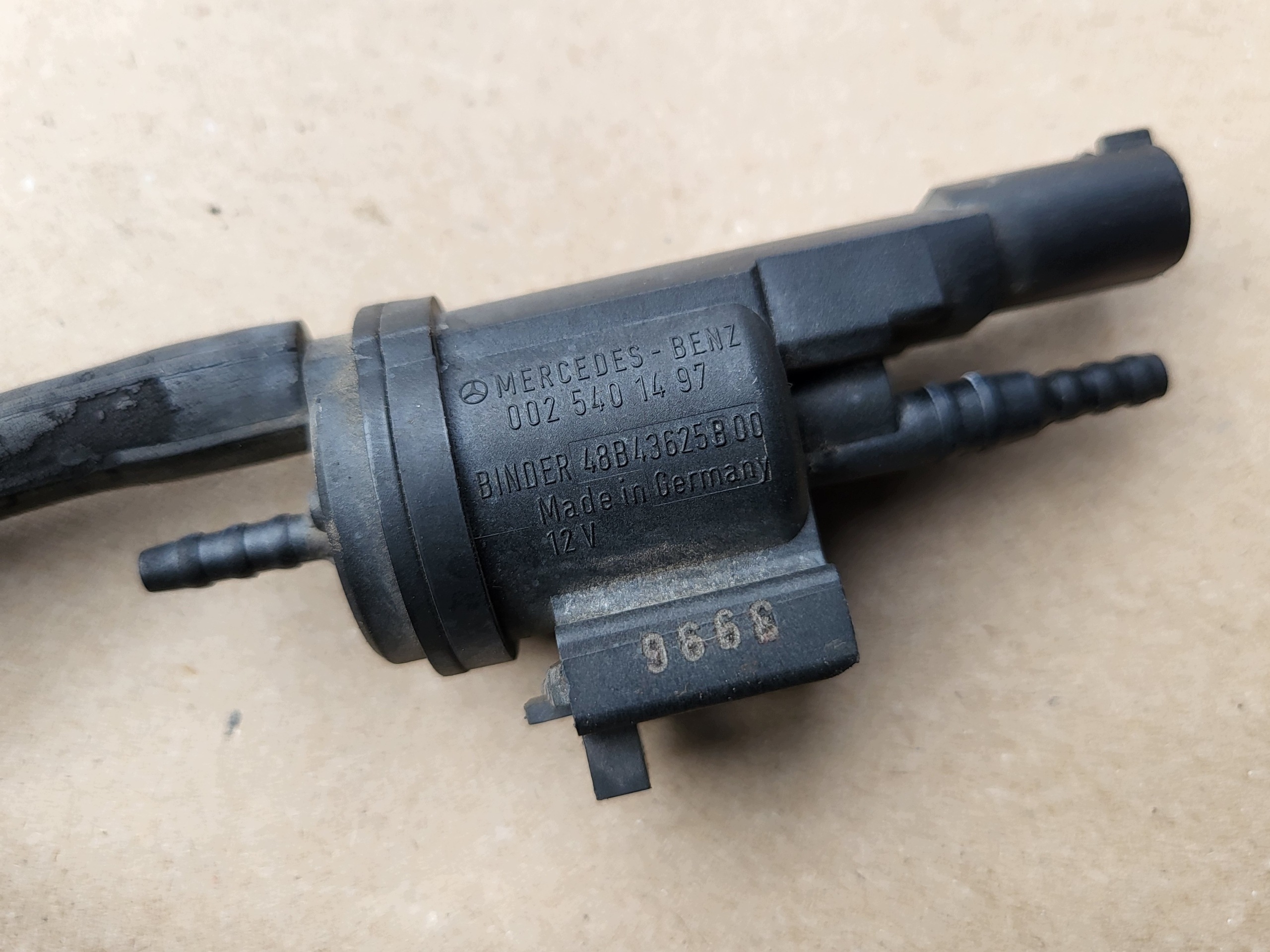 sensor sensor unterdruck schlauch MERCEDES-BENZ 0025401497 48B4365B00