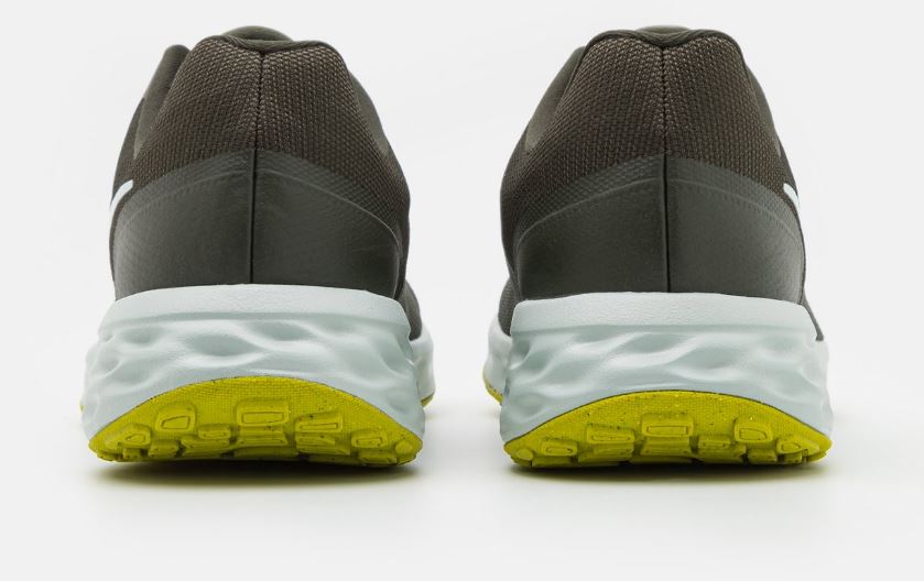 Nike Revolution 6 buty męskie sportowe biegania 45.5 Model Nike Revolution 6