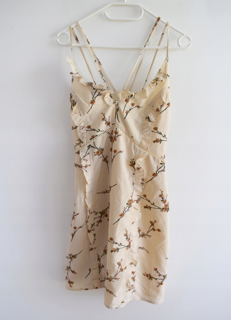 Boohoo - Sukienka beżowa w kwiaty 40 l