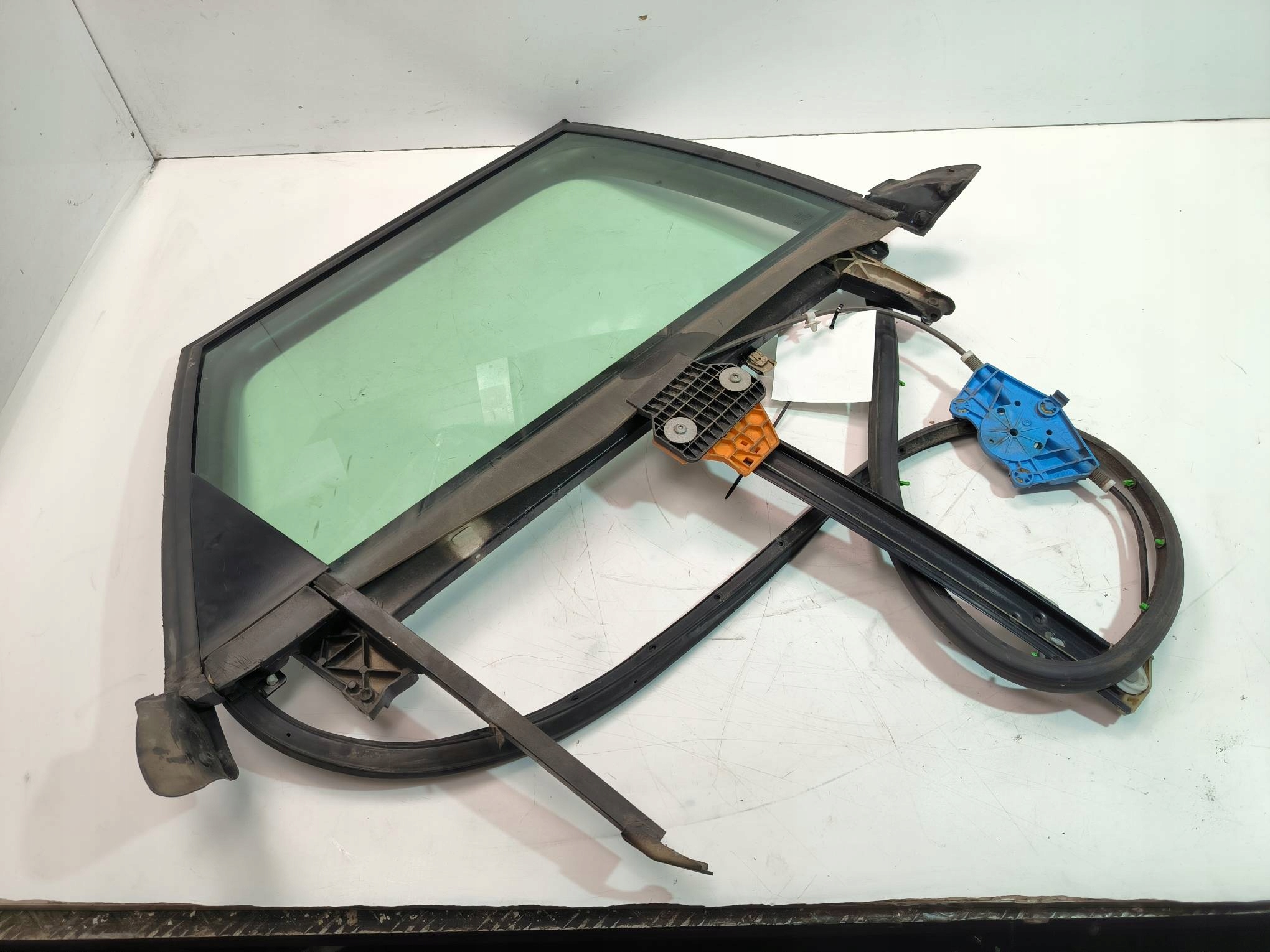 window regulator right rear part 8E0839462A AUDI A4 B6 KOMBI