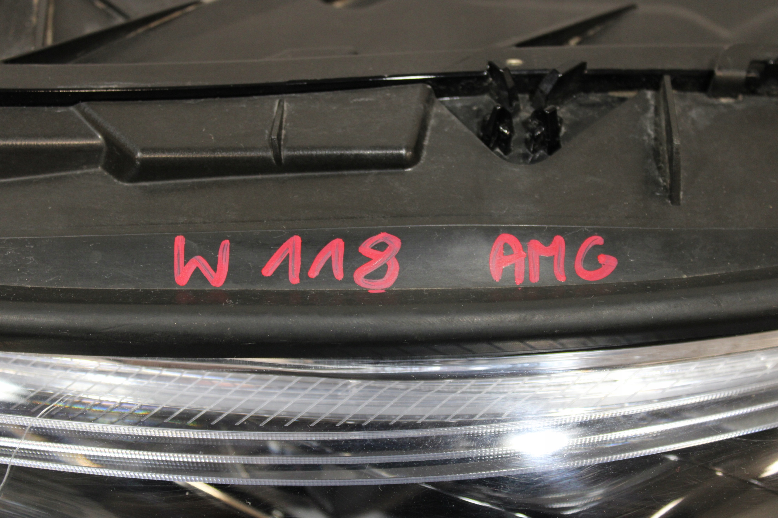 lights front front LED CLA II 2 W118 SB AMG A1189063200 A1189063100
