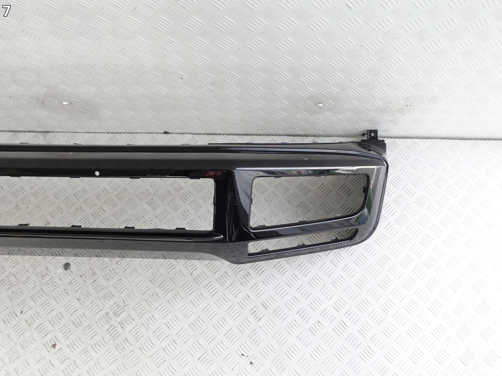 MERCEDES G-KLASA W463 III 18- bumper front *PDC*