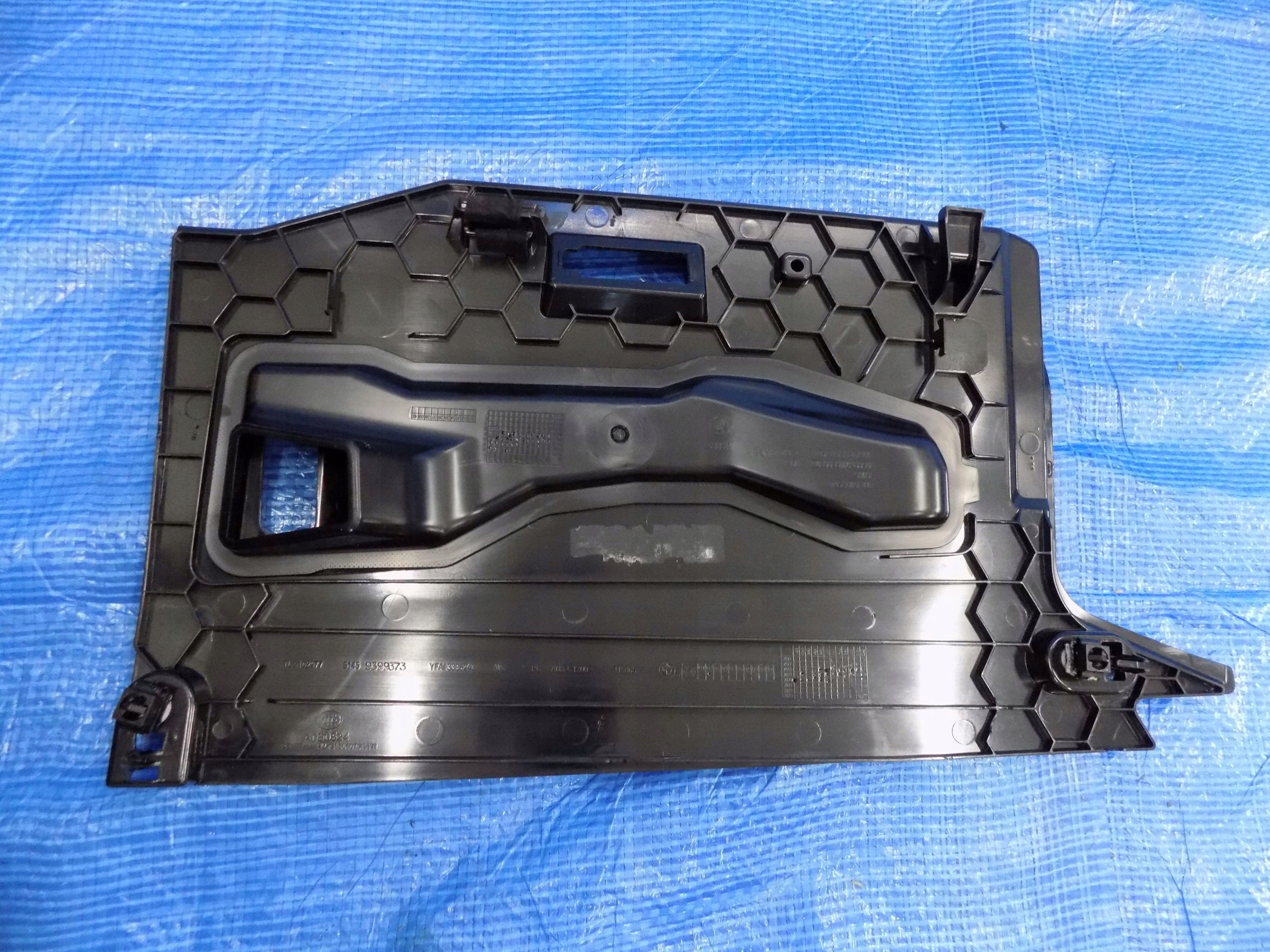 cover consoles right BMW X5 G05 20R 3,0 45E