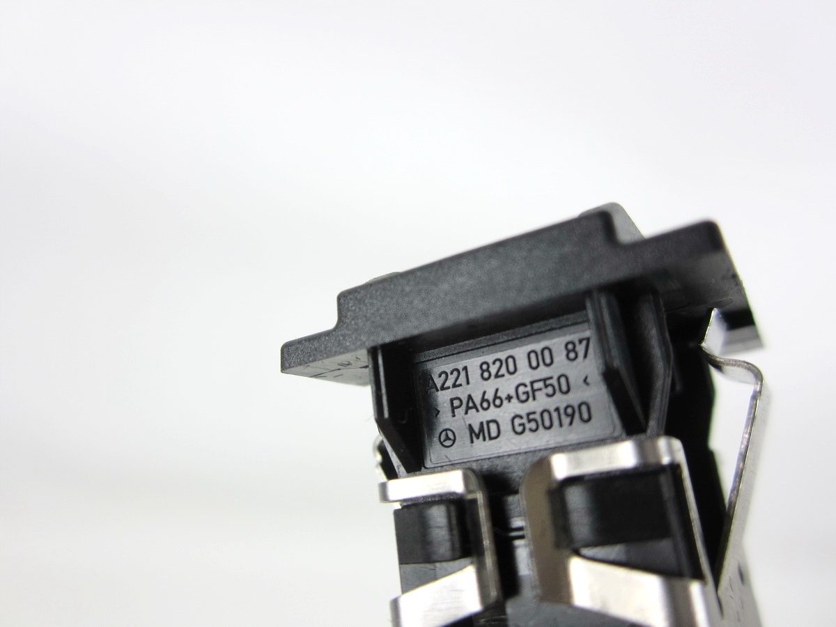 Zlacze USB Mercedes W221 LIFT