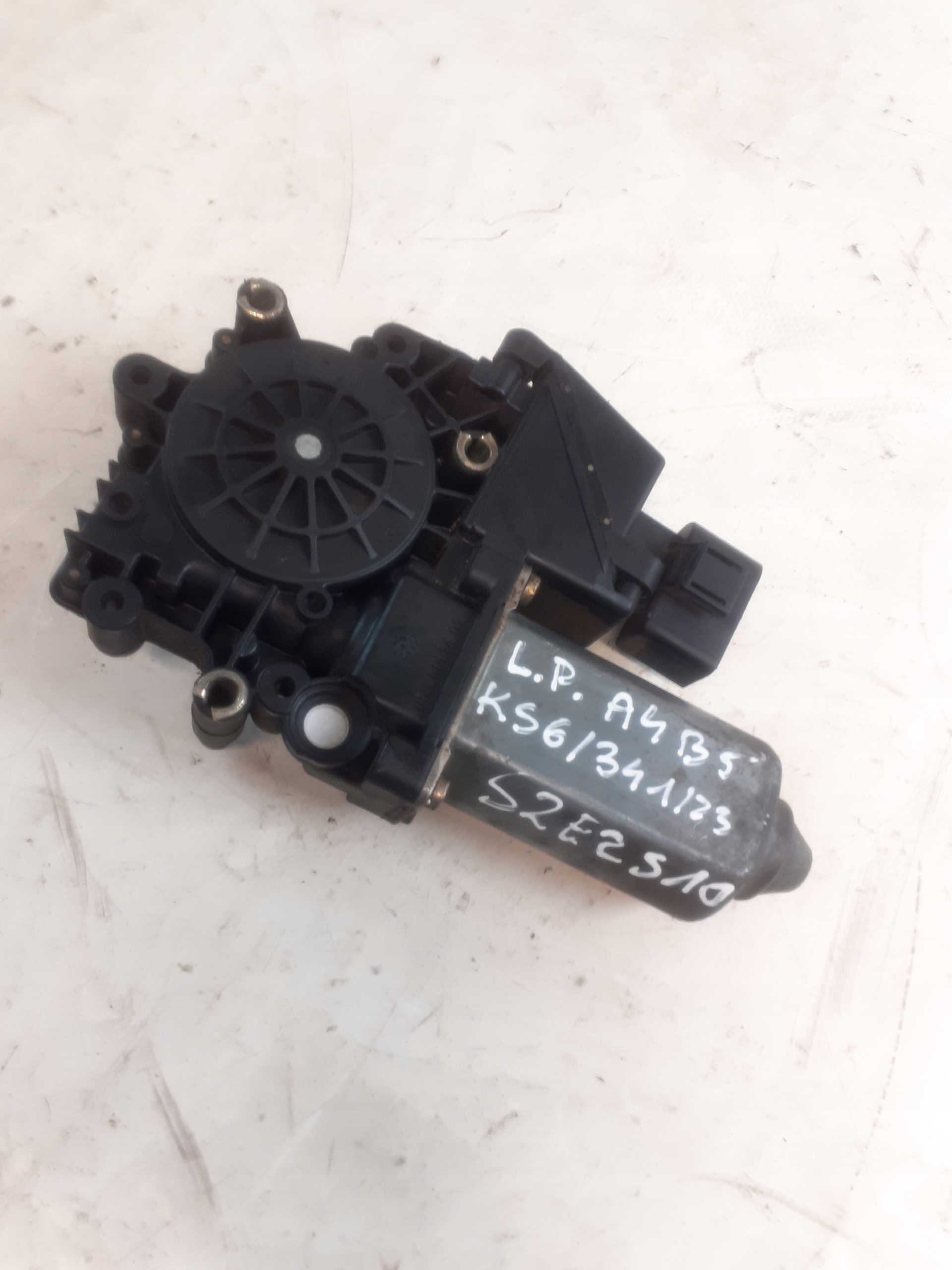 AUDI A4 B5 mini motor windows right front