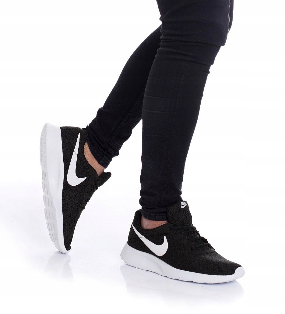 

Buty damskie czarny sneakers Nike Tanjun r. 38,5