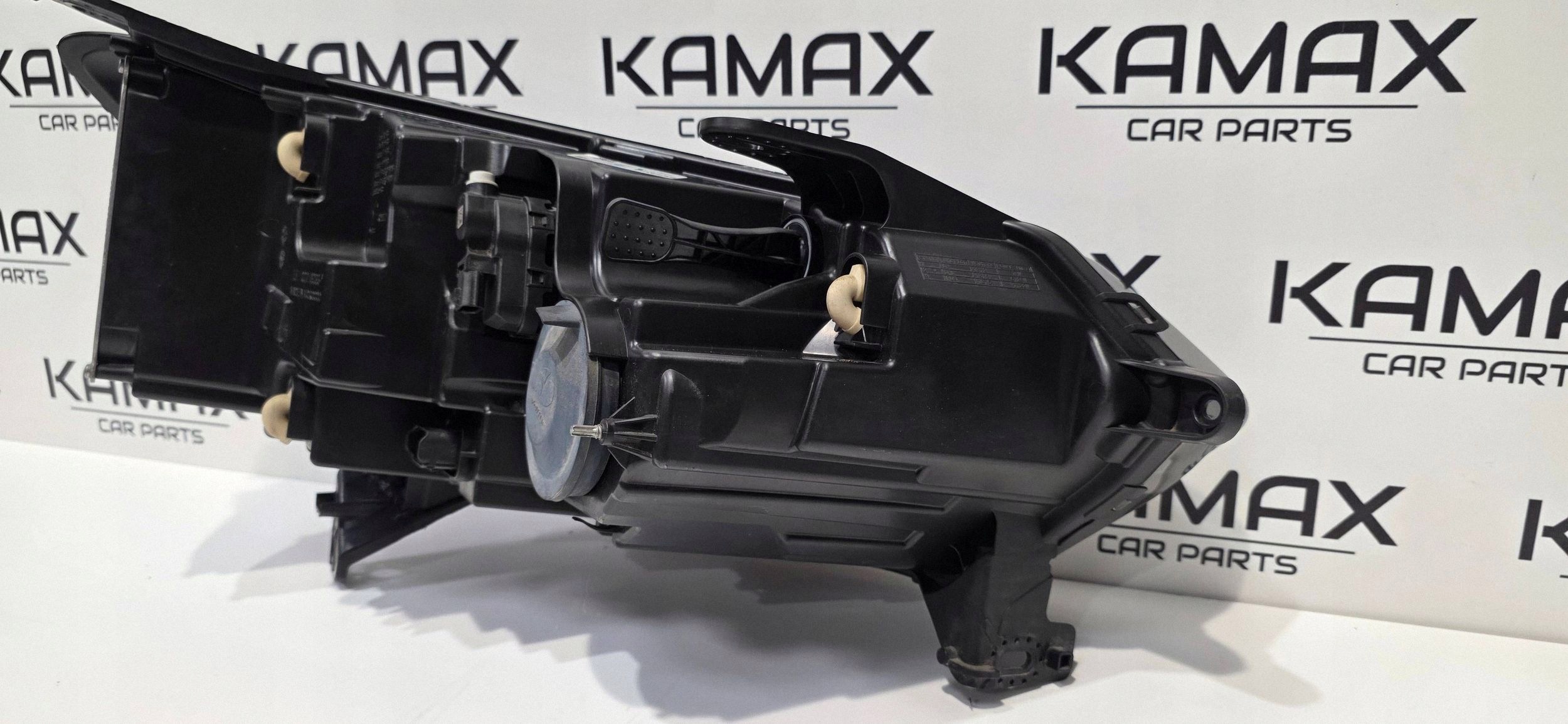 Reflektor left side Dacia Sandero III 260607161R