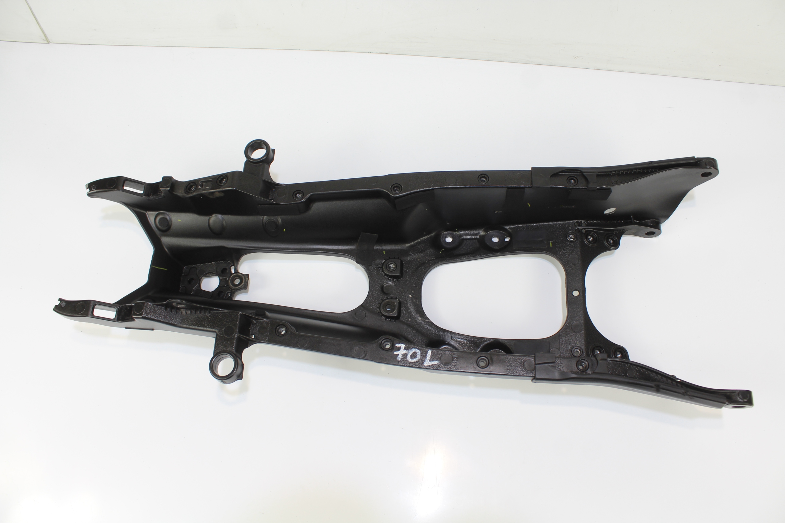 32456754356789997654323455729 - YAMAHA YZF-R1 RN22 09-15 задняя стойка