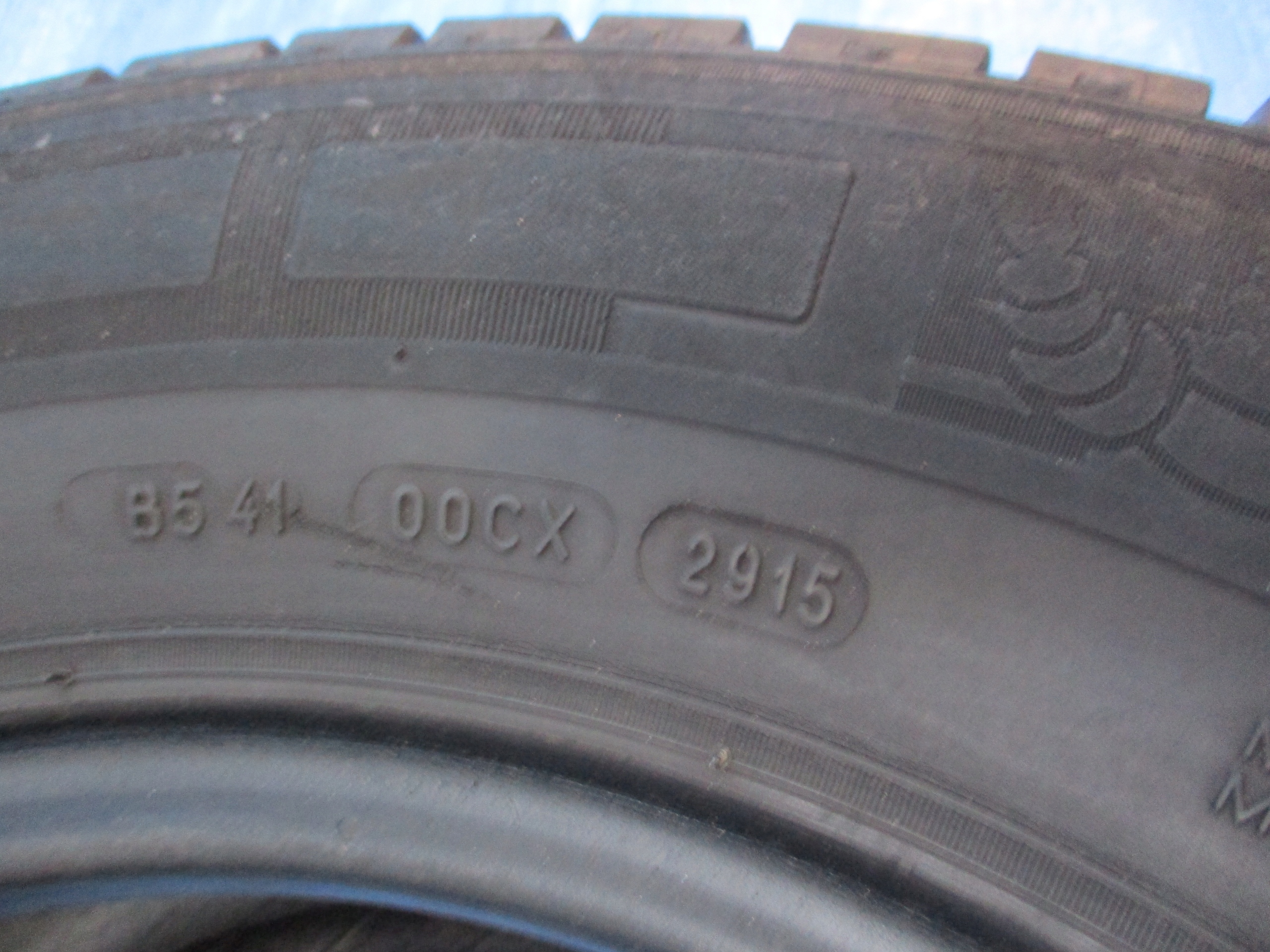 OPONY MICHELIN AGILIS 235/65 R16C Profil opony 65