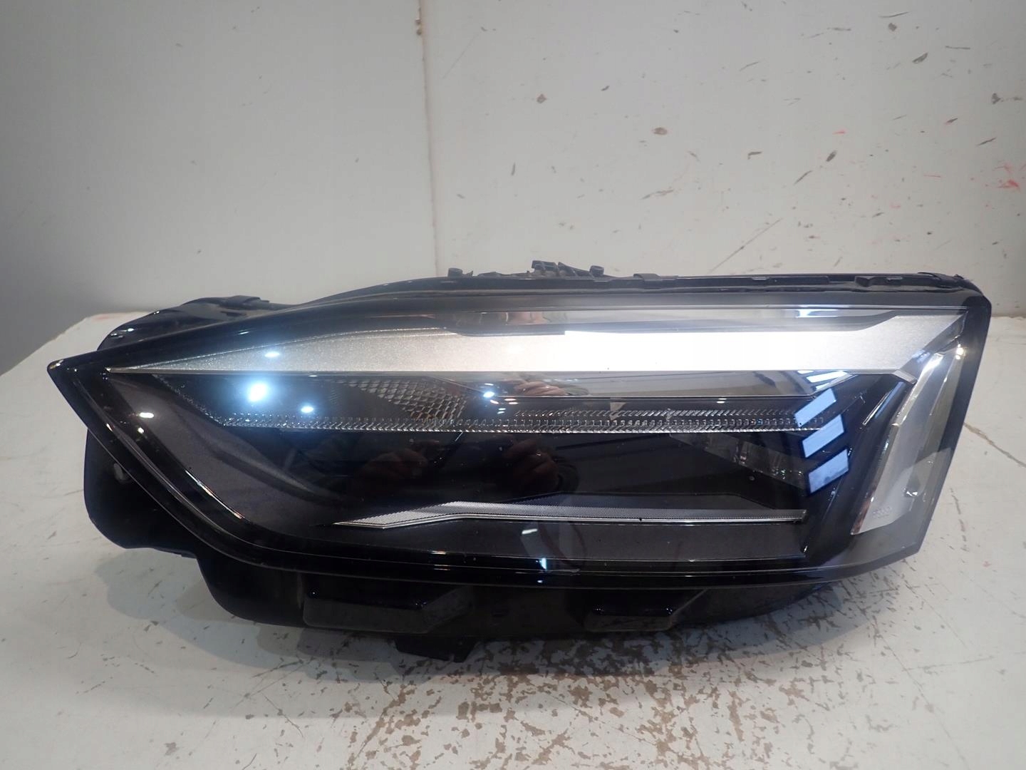 light front left AUDI A5 II LIFT 19- FULL LED 8W6