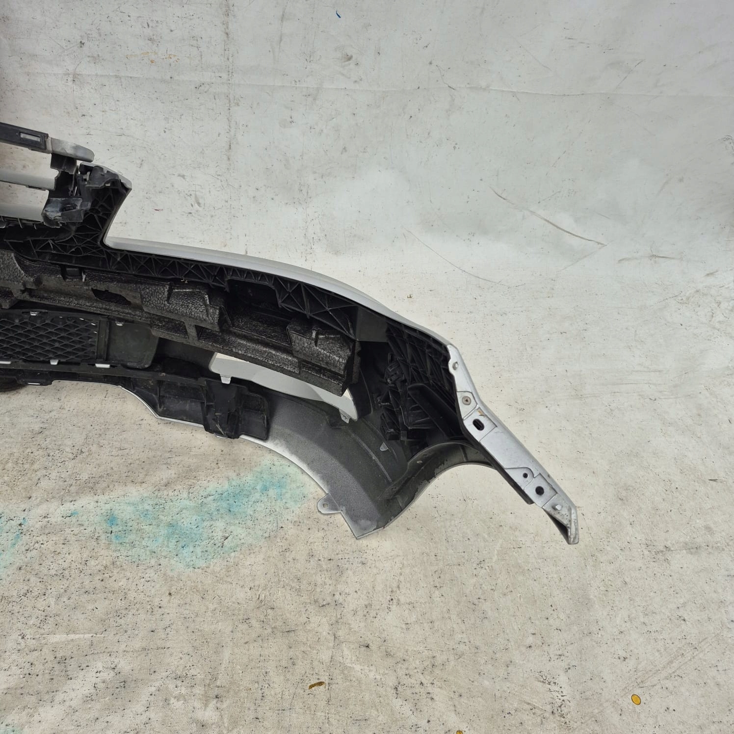 MERCEDES C KLASA W204 08-12 bumper front front PDC A2048850025