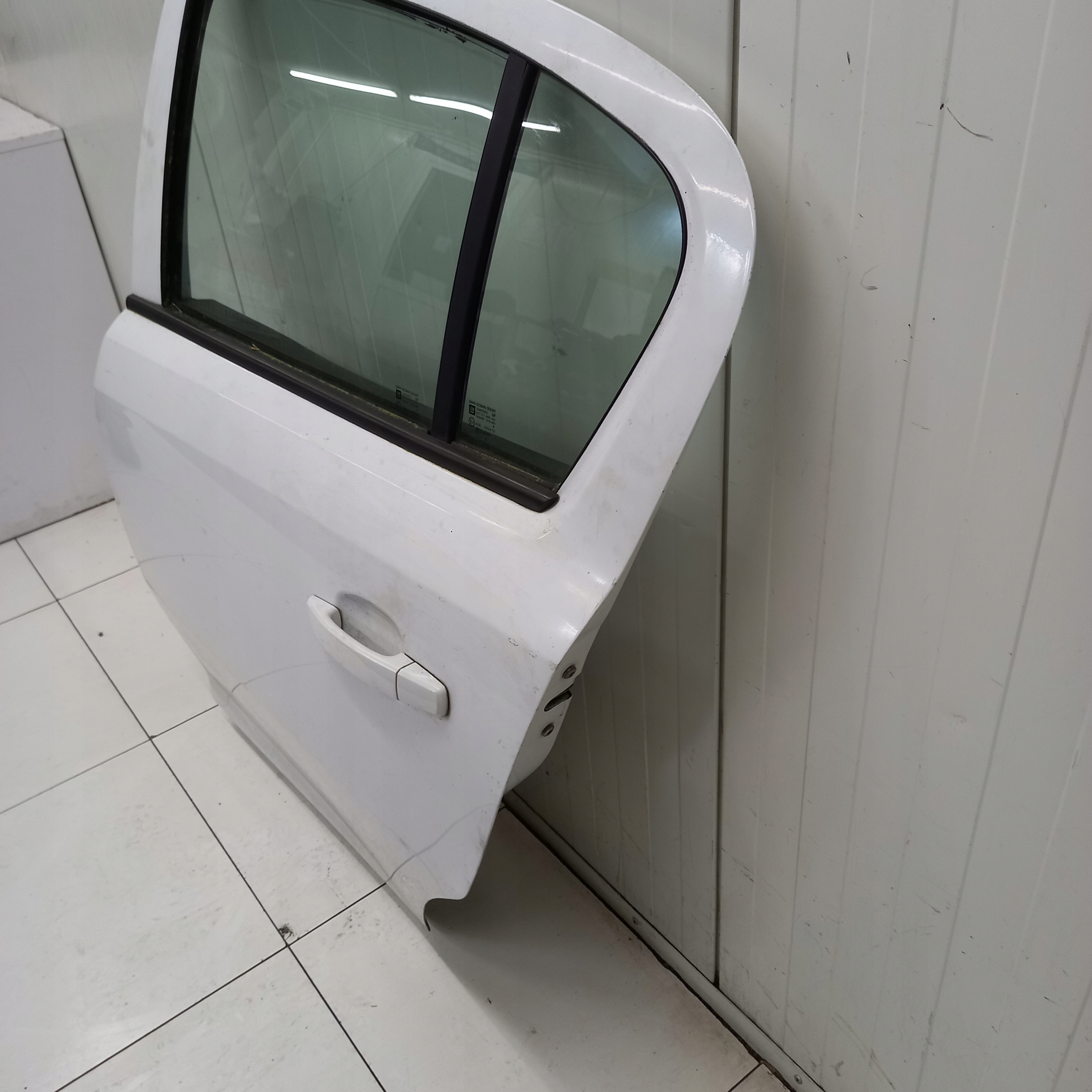 Tür links heck OPEL CORSA D