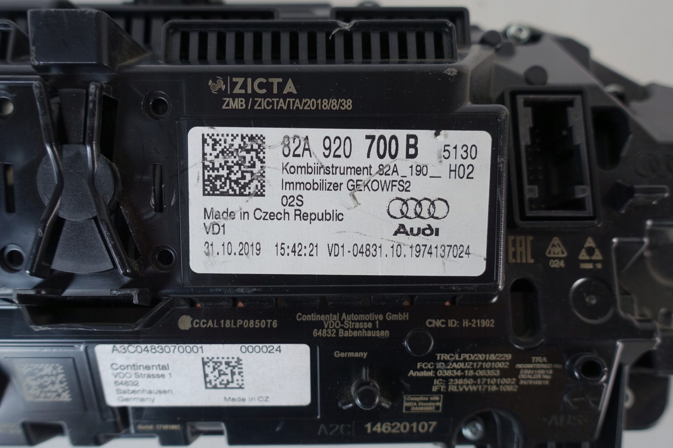 dials VIRTUAL dials LCD AUDI A1 82A 82A920700B