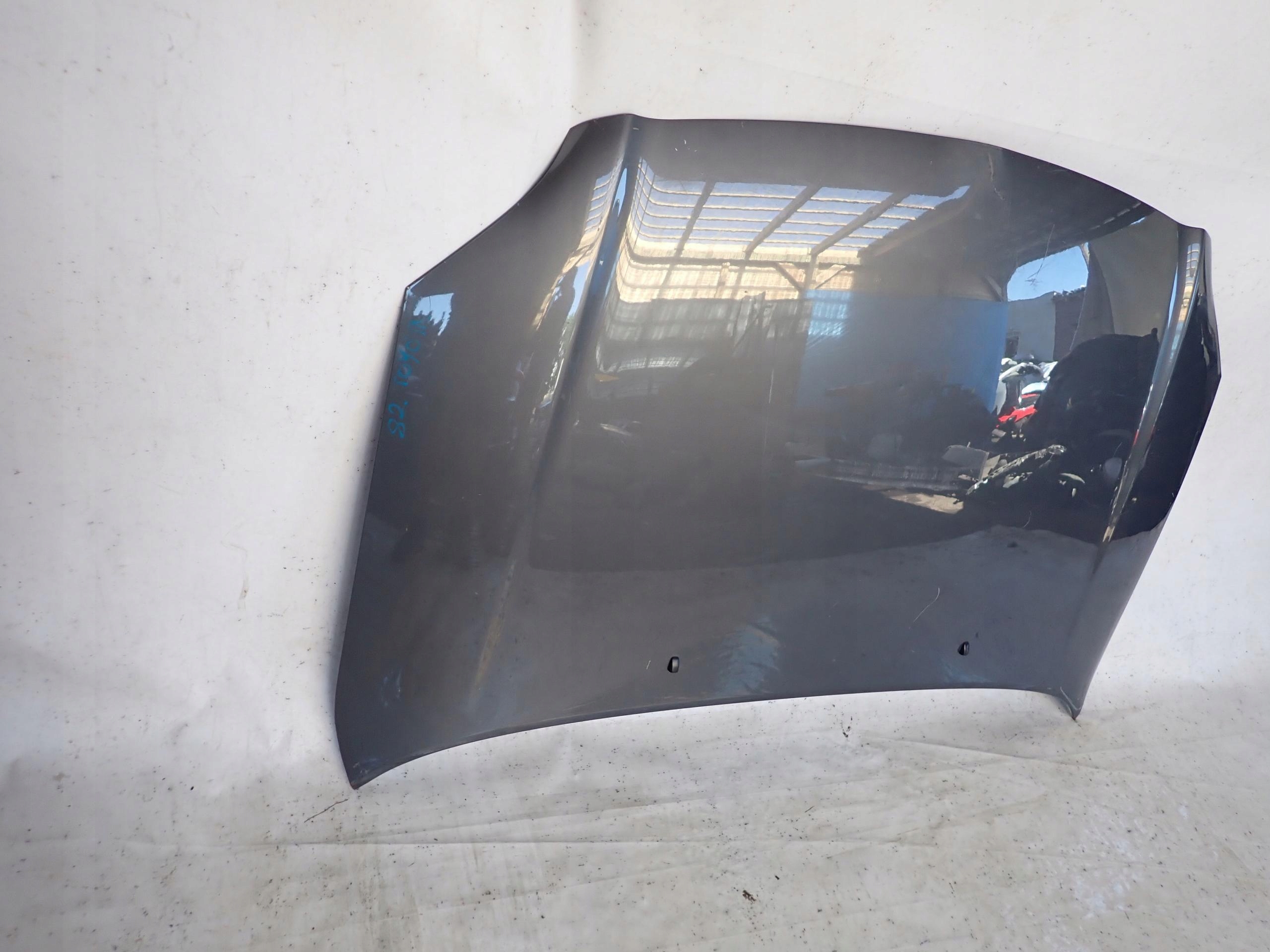 TOYOTA AVENSIS II T25 03-09 Capot