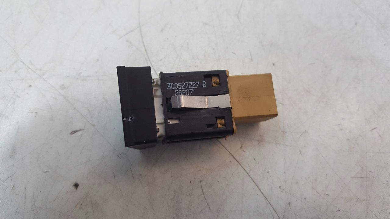 switch AUTO HOLD VW Passat B6 2,0 TDI