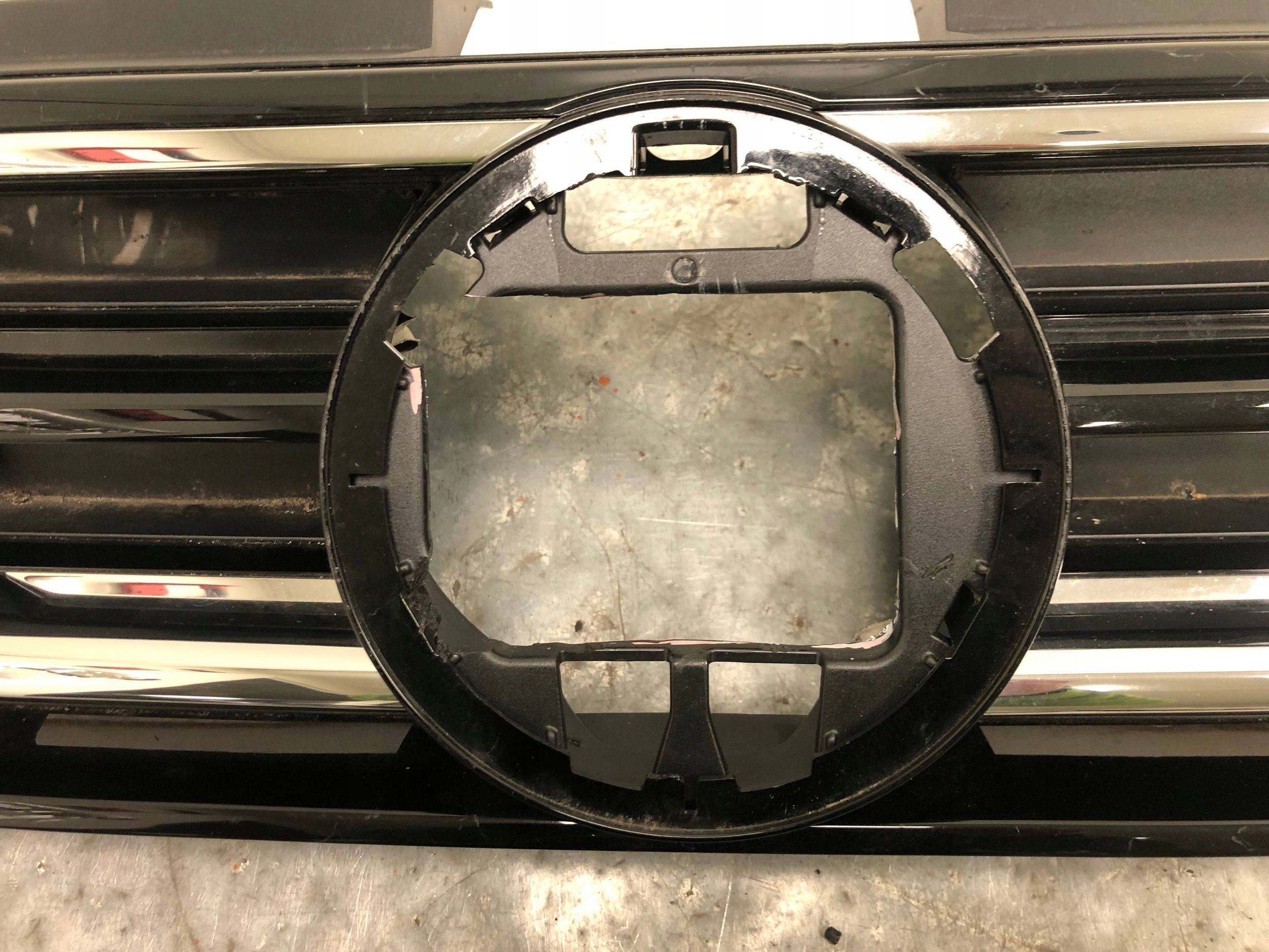 Grill Grill VW TIGUAN II 5NA