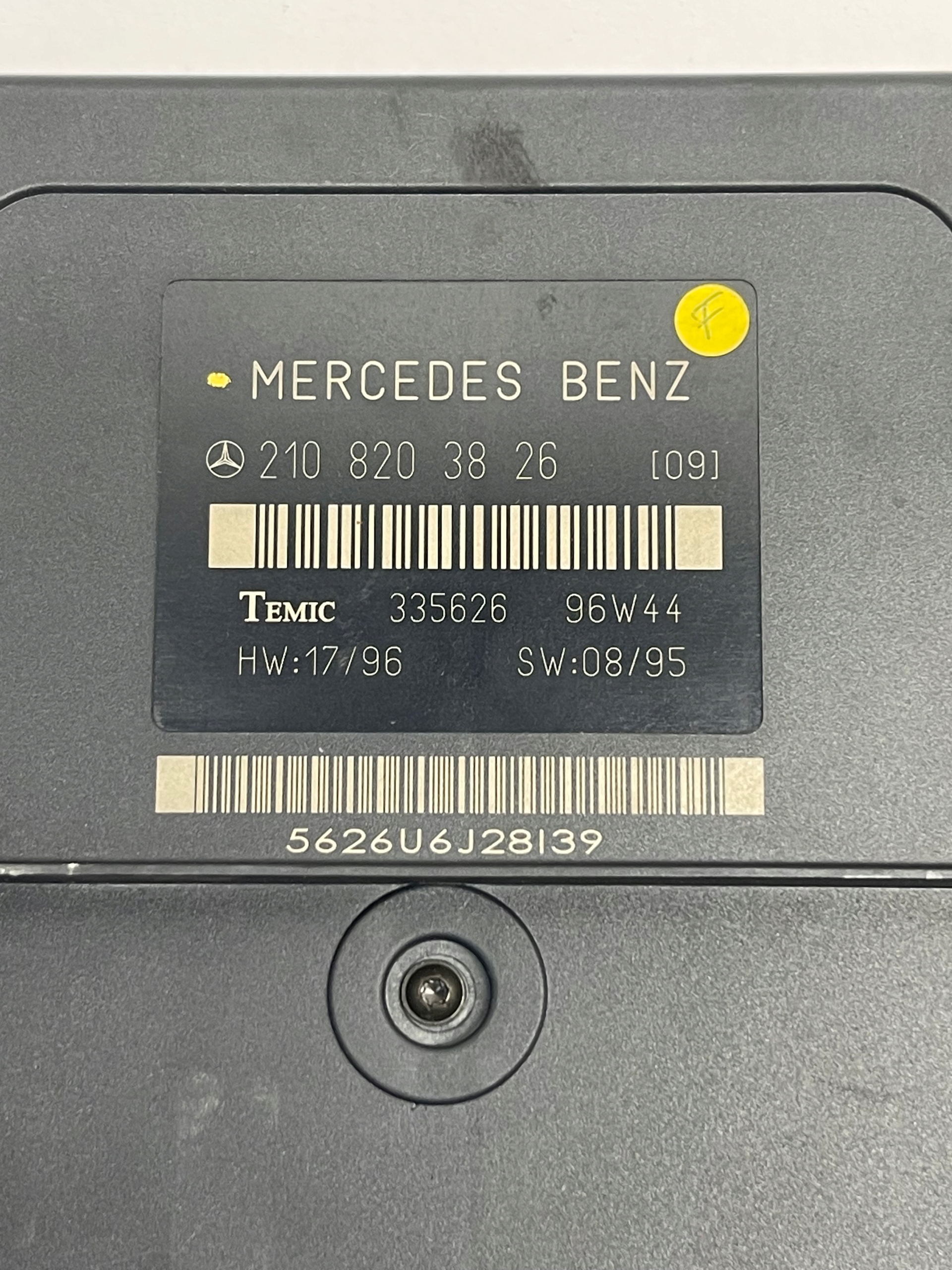 Mercedes-Benz OE 2108203826