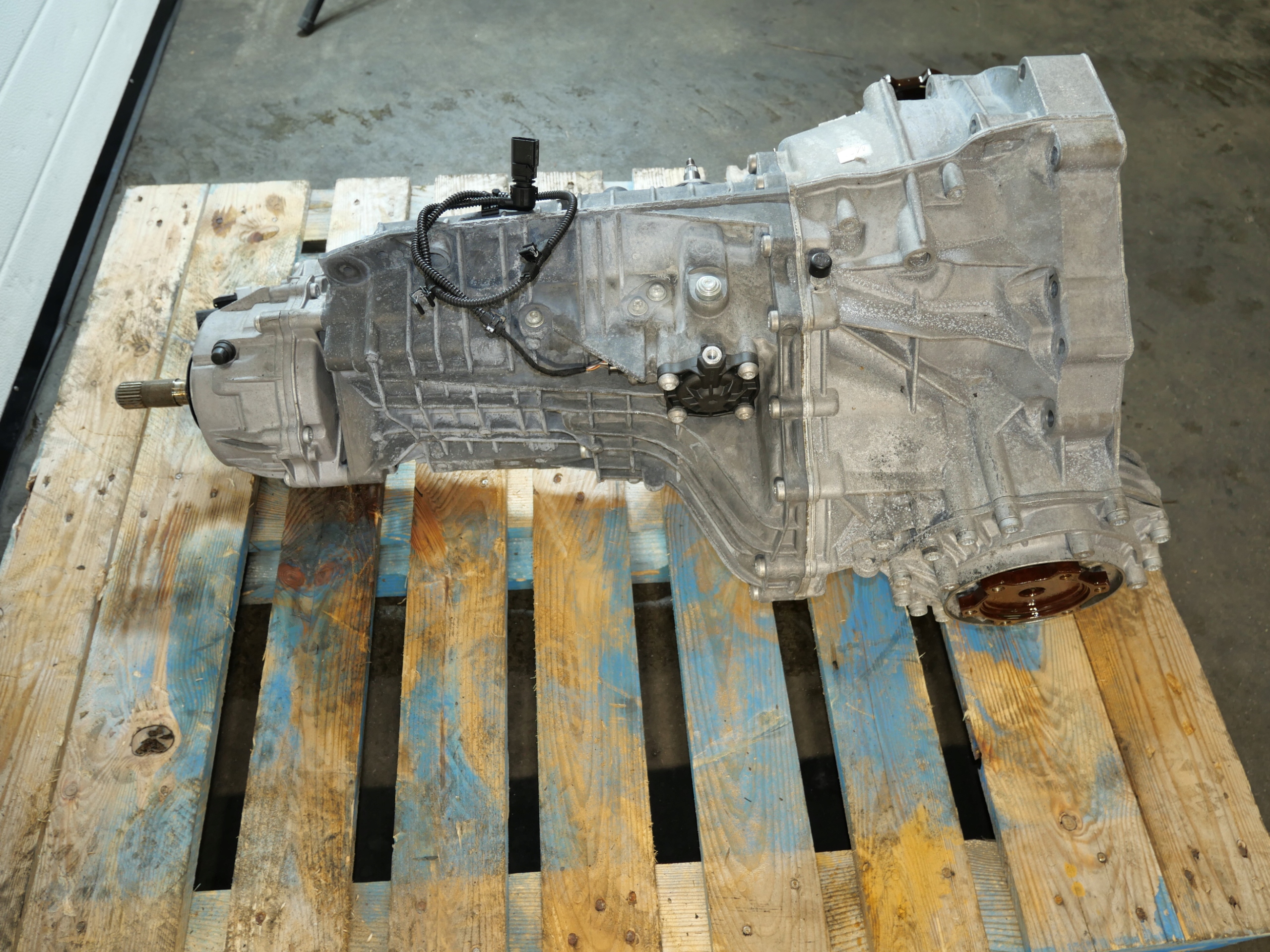 Getriebe AUTOMATYCZNA AUDI Q5 RJN