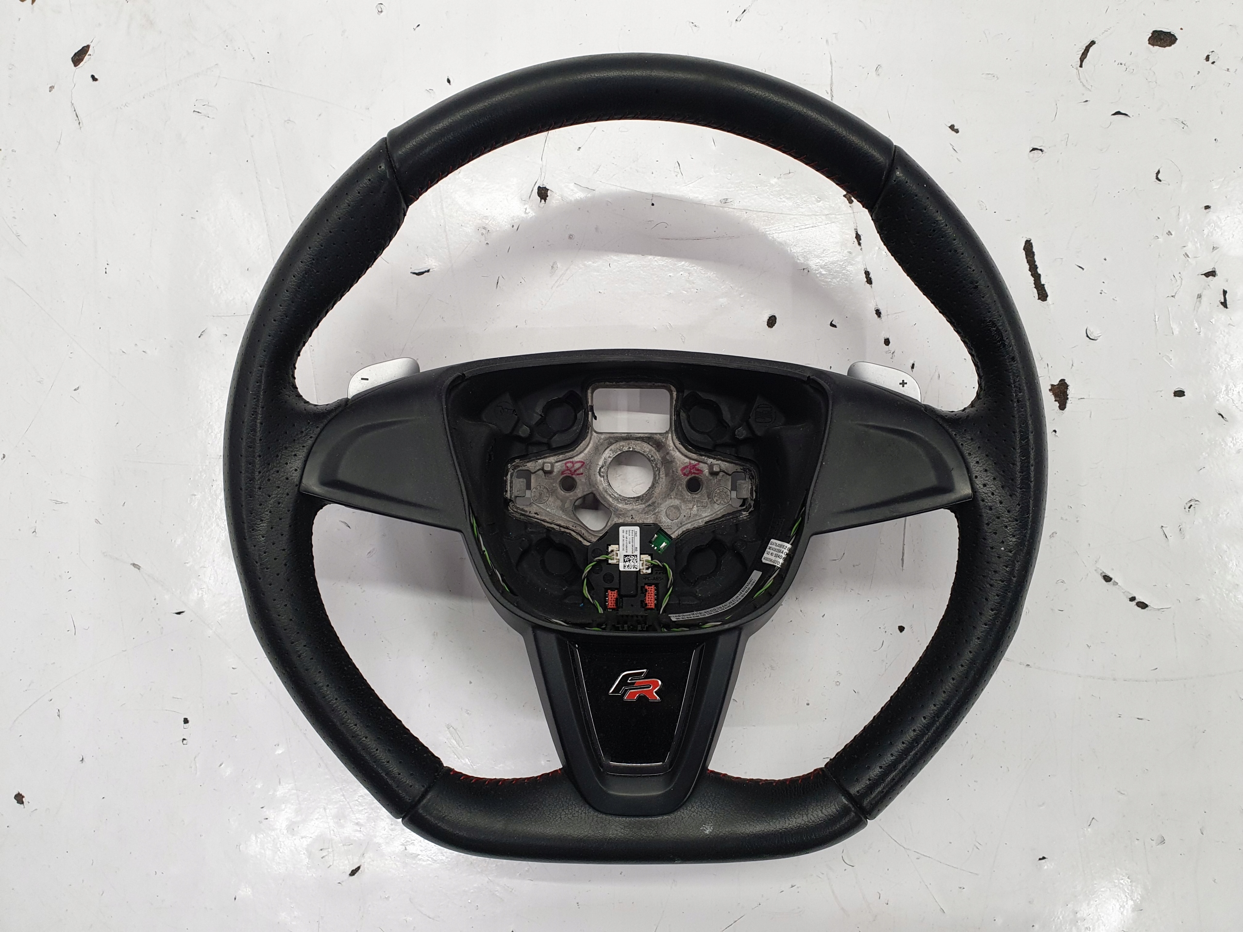 SEAT IBIZA IV FR РУЛЕВОЕ КОЛЕСО ВЕСЛА