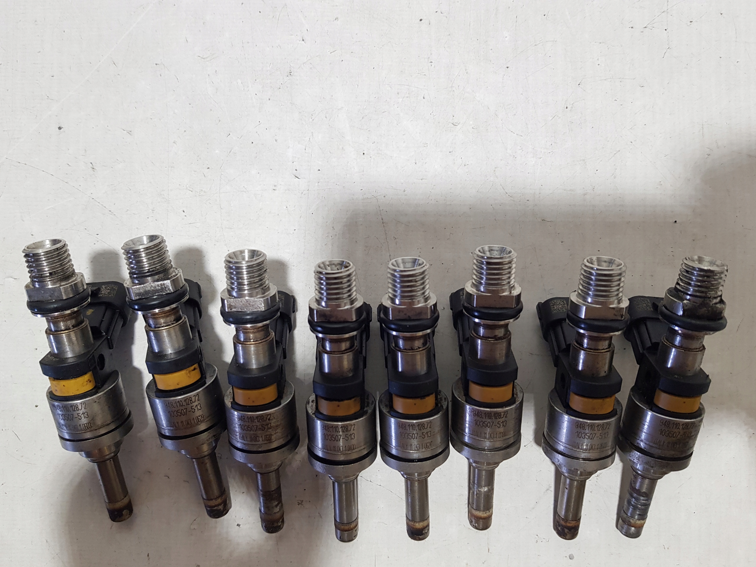 PORSCHE PANAMERA CAYENNE 7P 4.8 injector nozzle 94811012872