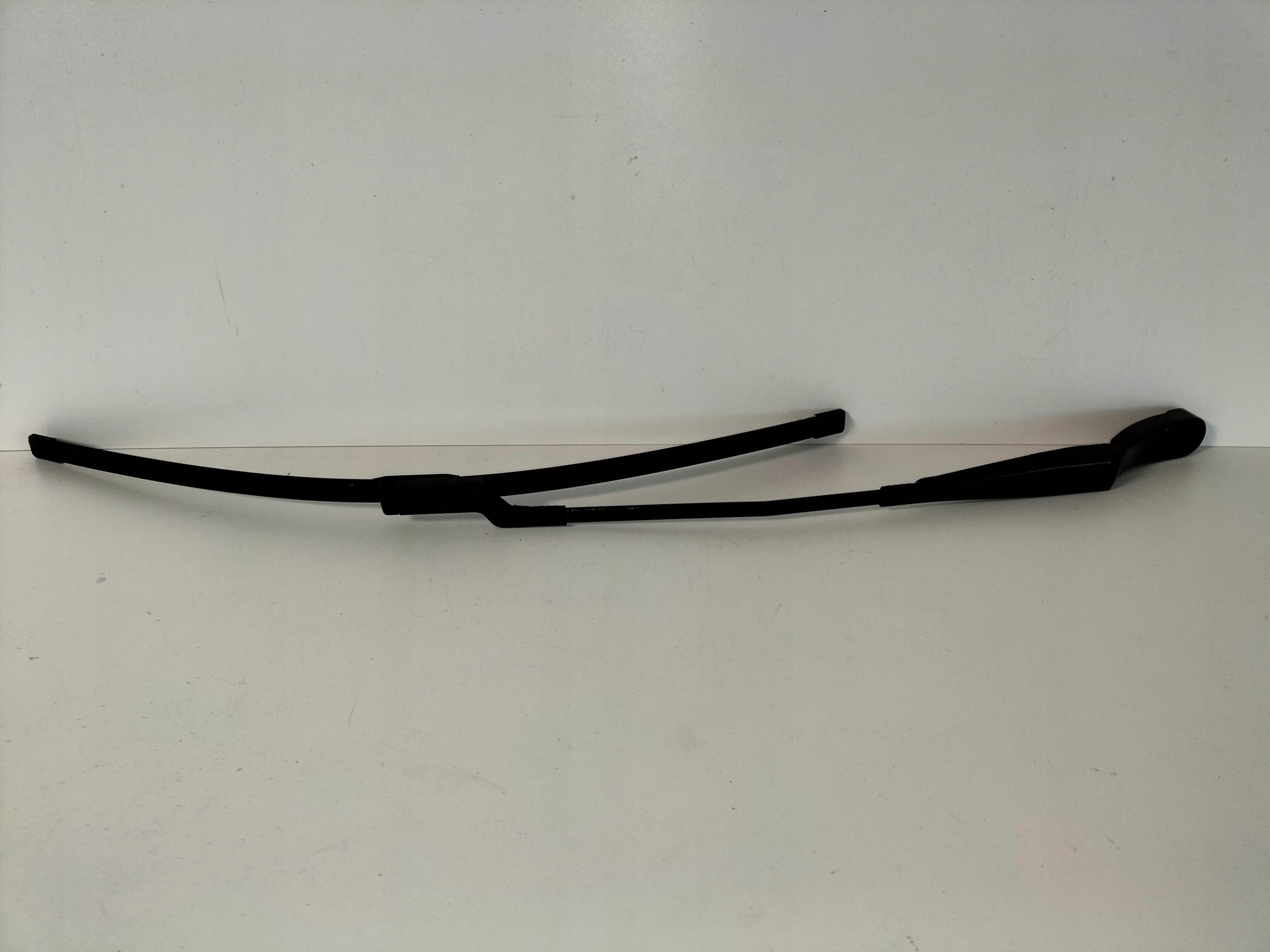 wiper arm front left OPEL GRANDLAND X 17