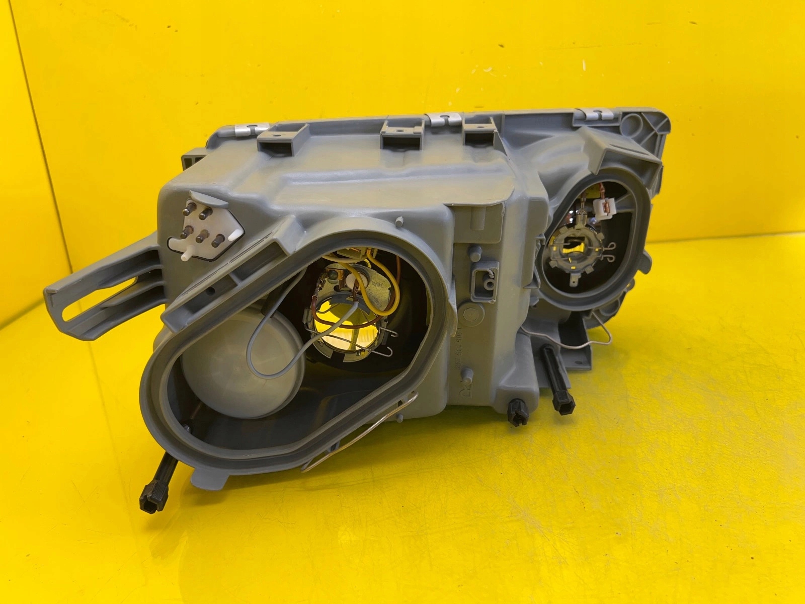 light right Mercedes W126 79-91 A1268209361