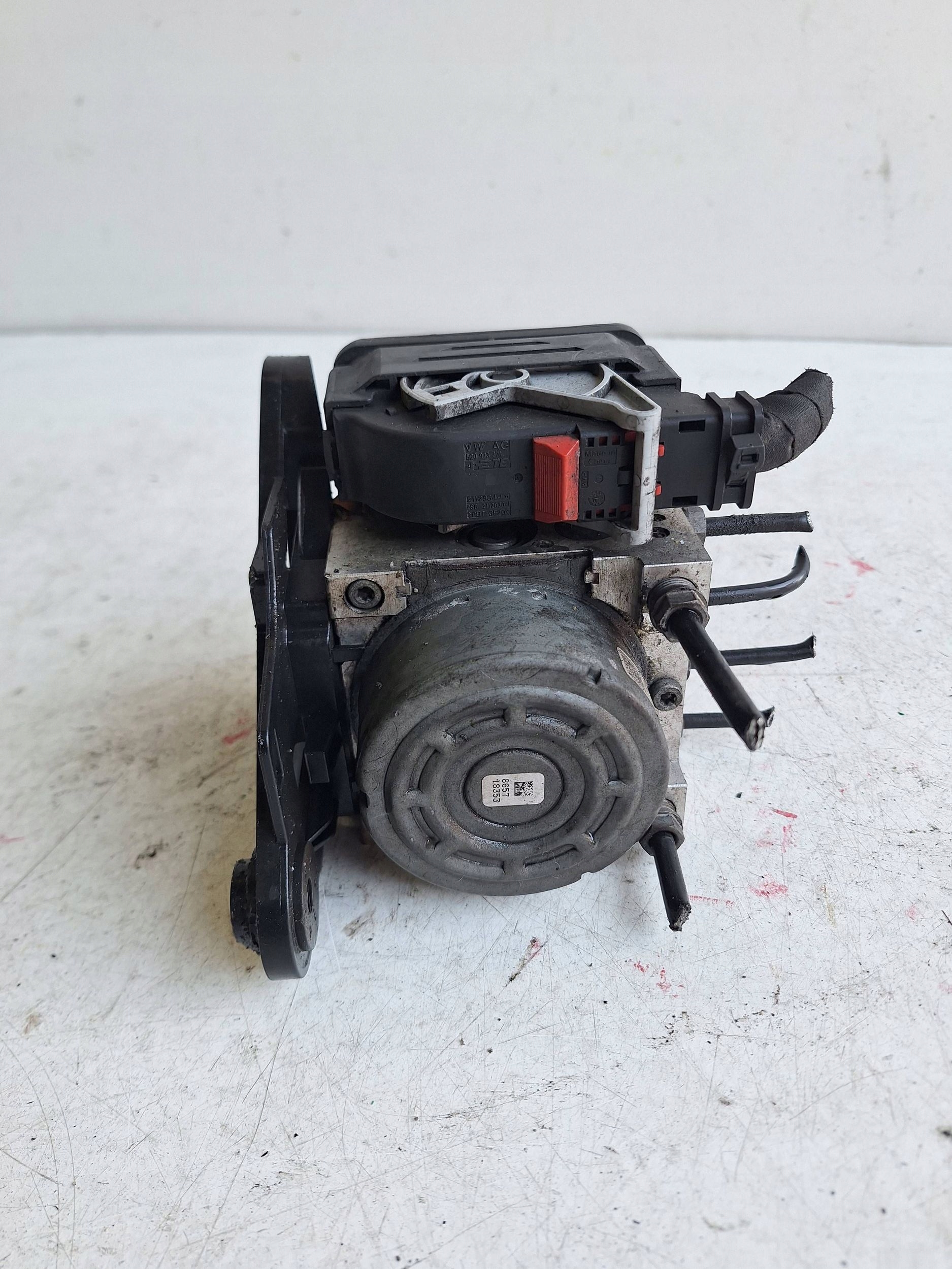 VOLKSWAGEN SEAT SKODA AUDI Pompa ABS 3Q0907379AA