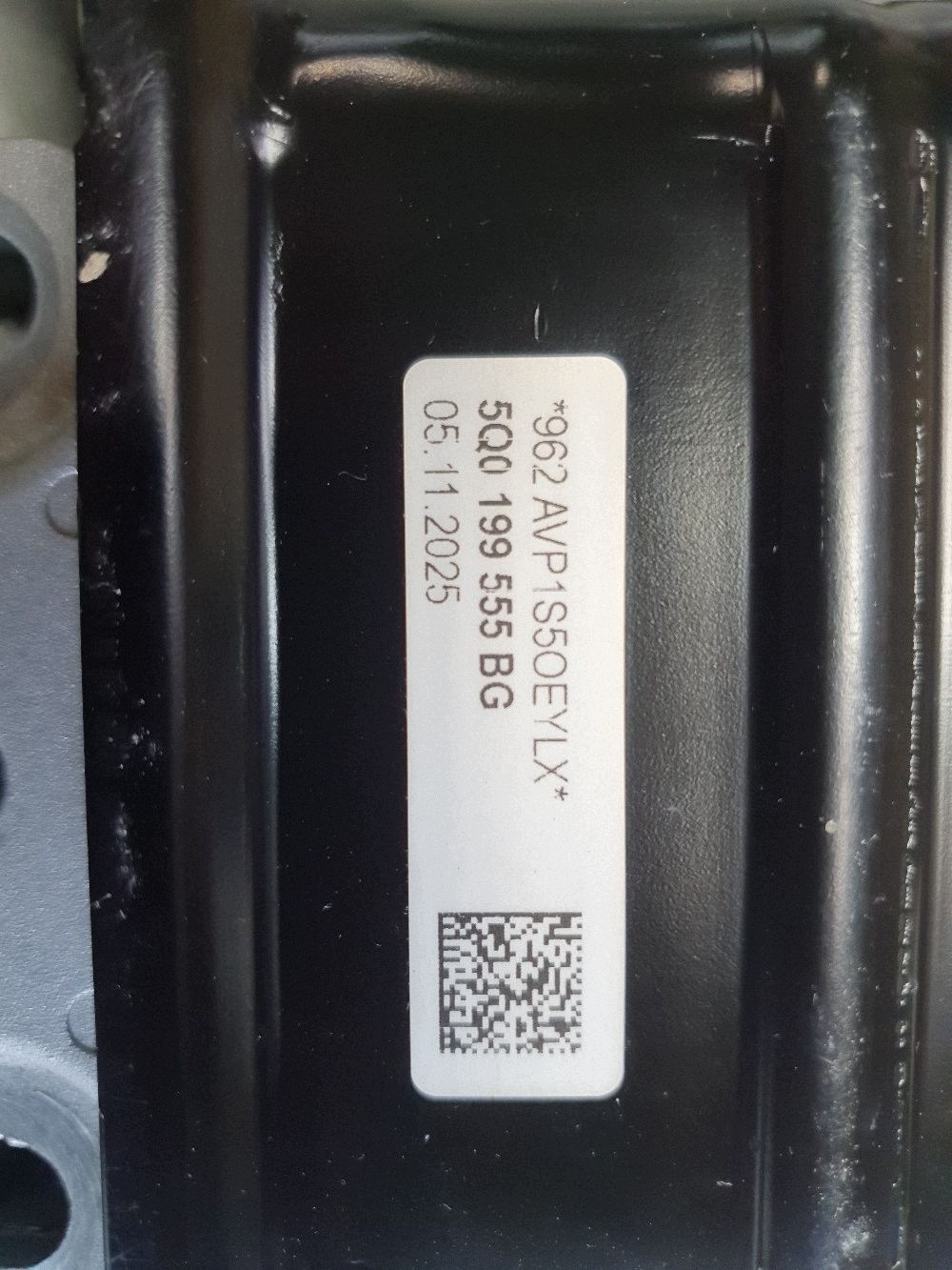 Audi A3 8Y console airbag engine mount 5Q0199555BG