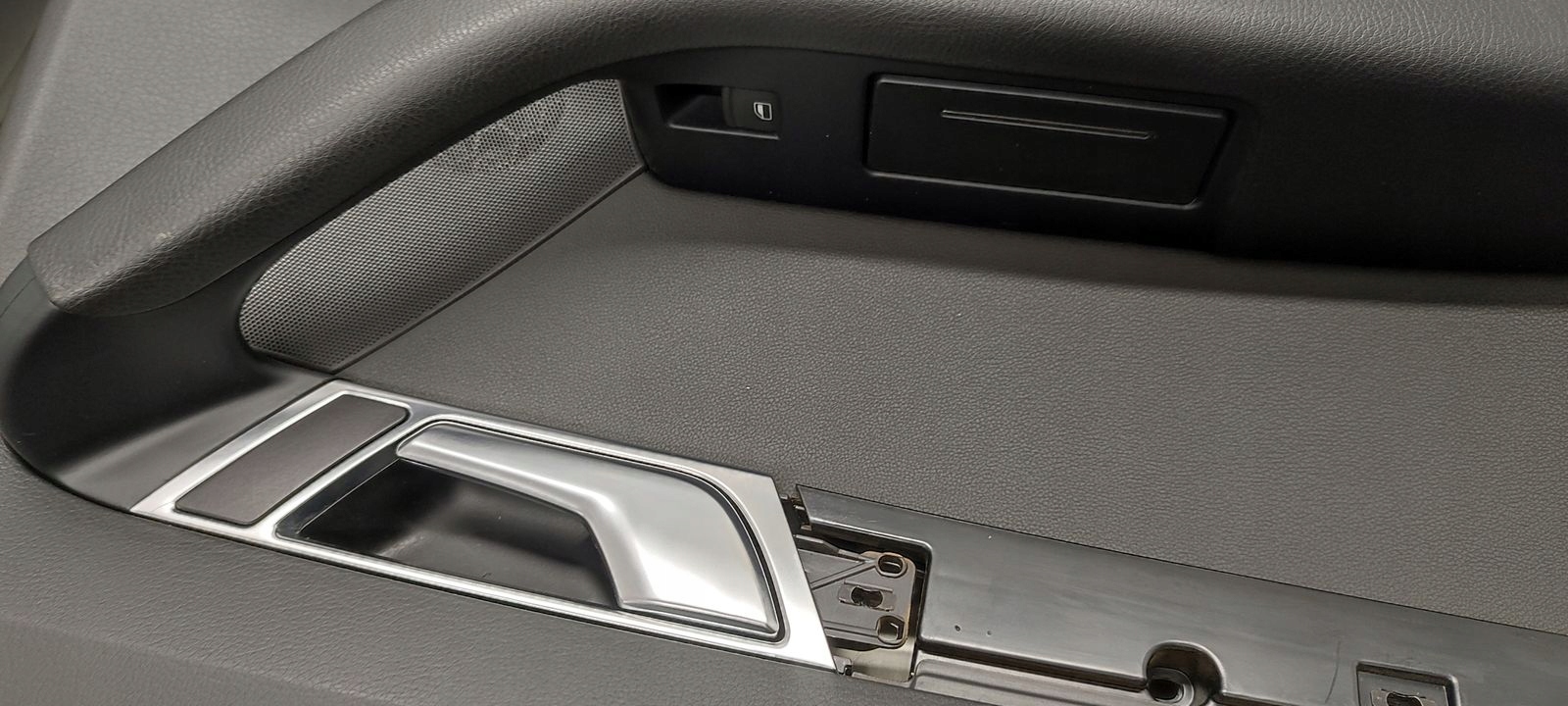 side side komplet Audi A6 C6 3,0 TDI Allroad kombi