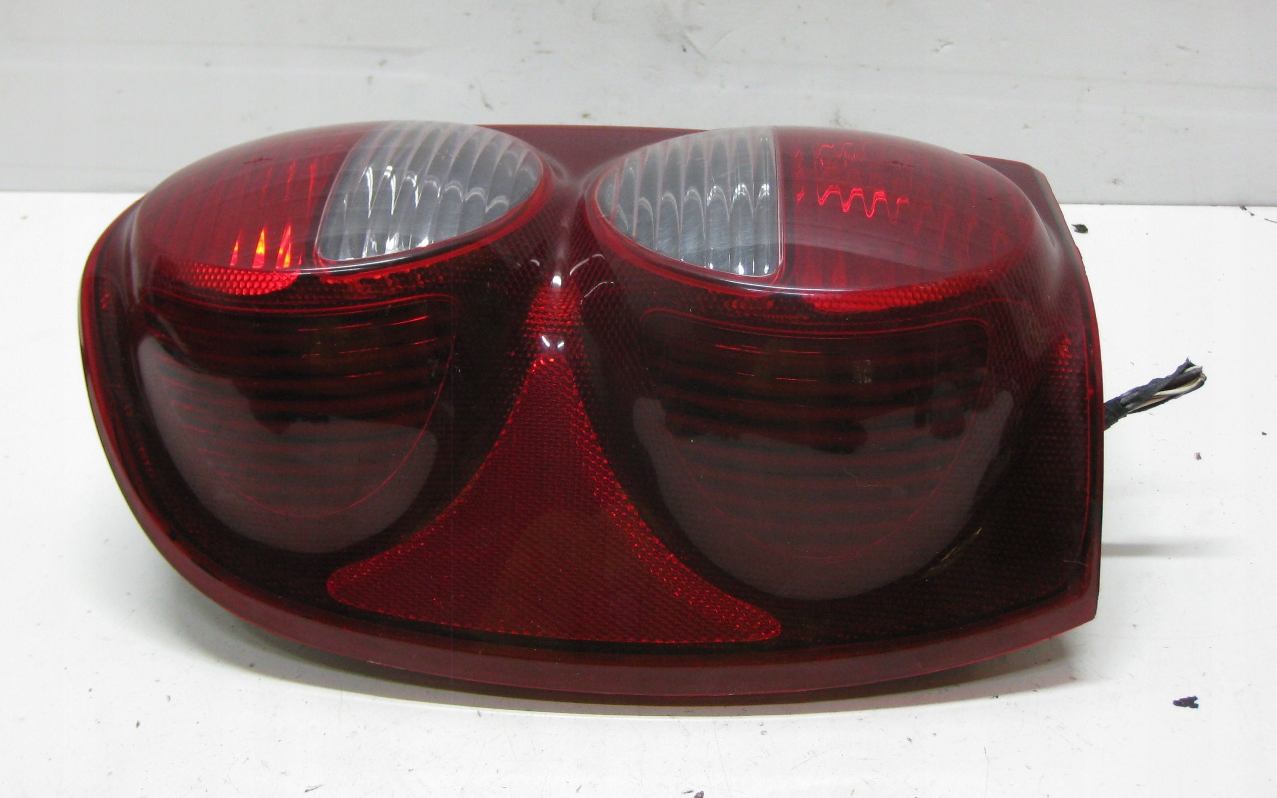 JEEP CHEROKEE LIBERTY KJ 04R REFLEKTOR light rear part left