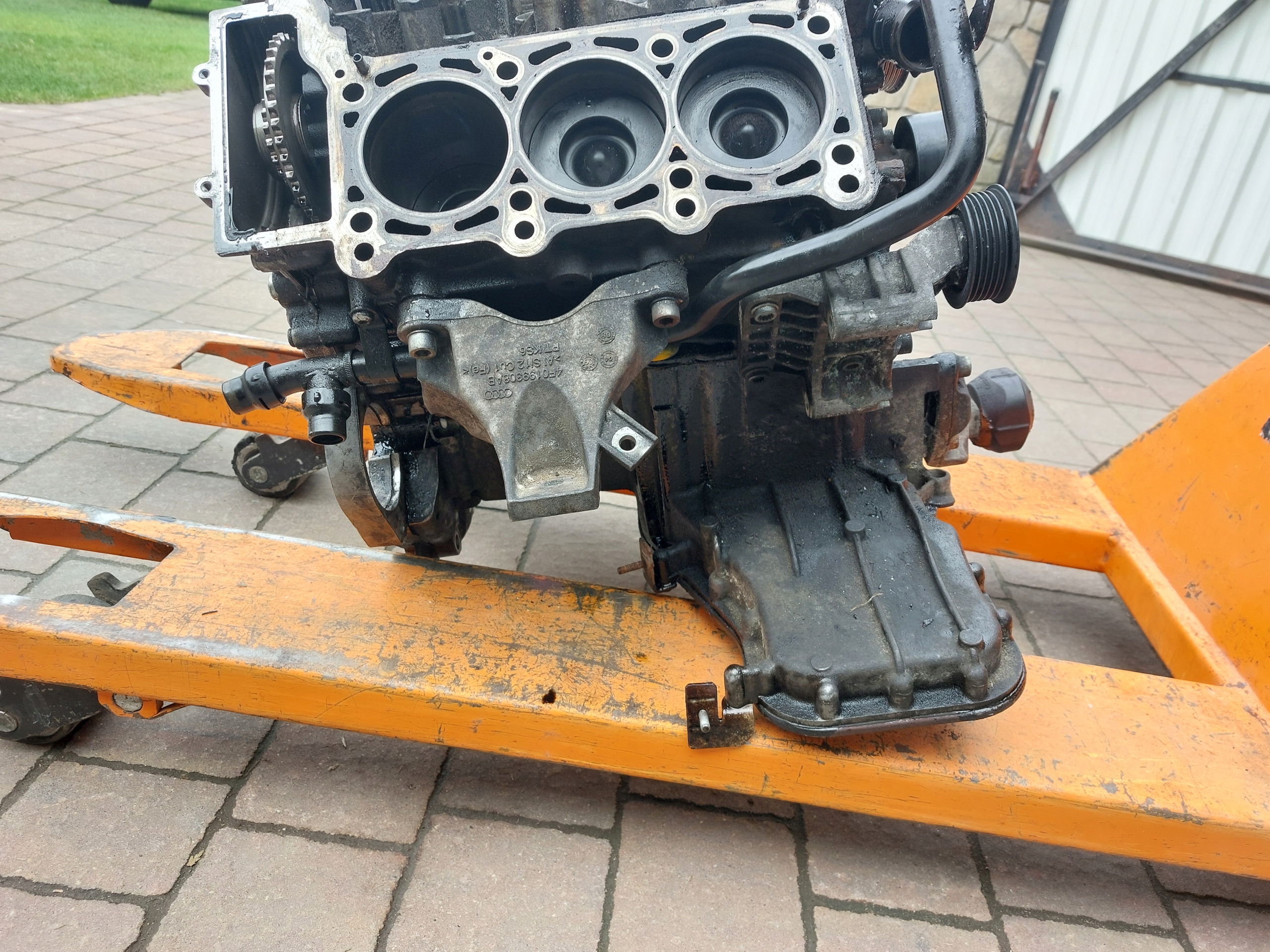BLOK Motore pistoni AUDI A6 C6 3.0 TDI ASB 06r