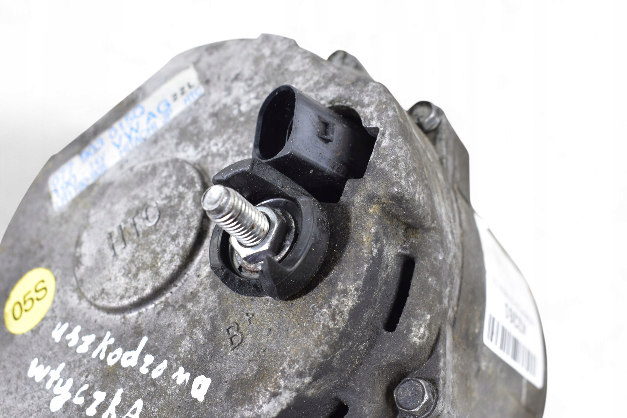 alternator AUDI A8 D3 3.7 4.2 077903015Q