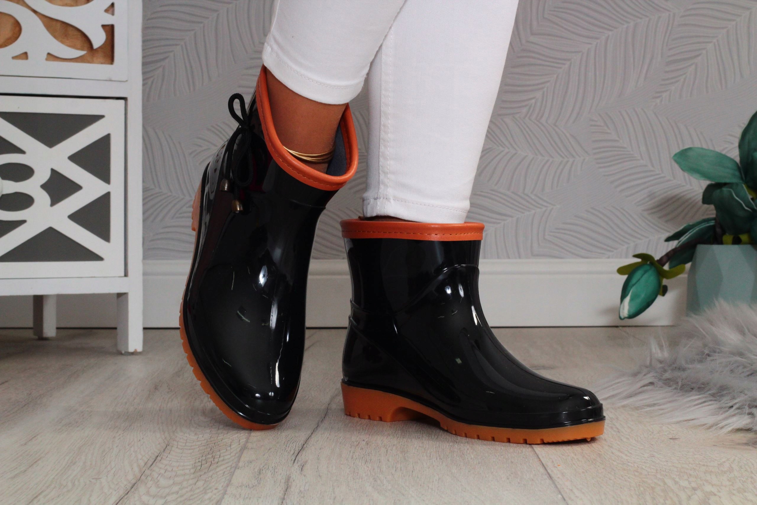 KALOSZE DAMKSIE ELEGANCKIE GUMIAKI ZA KOSTKĘ Długość wkładki 25.5 cm