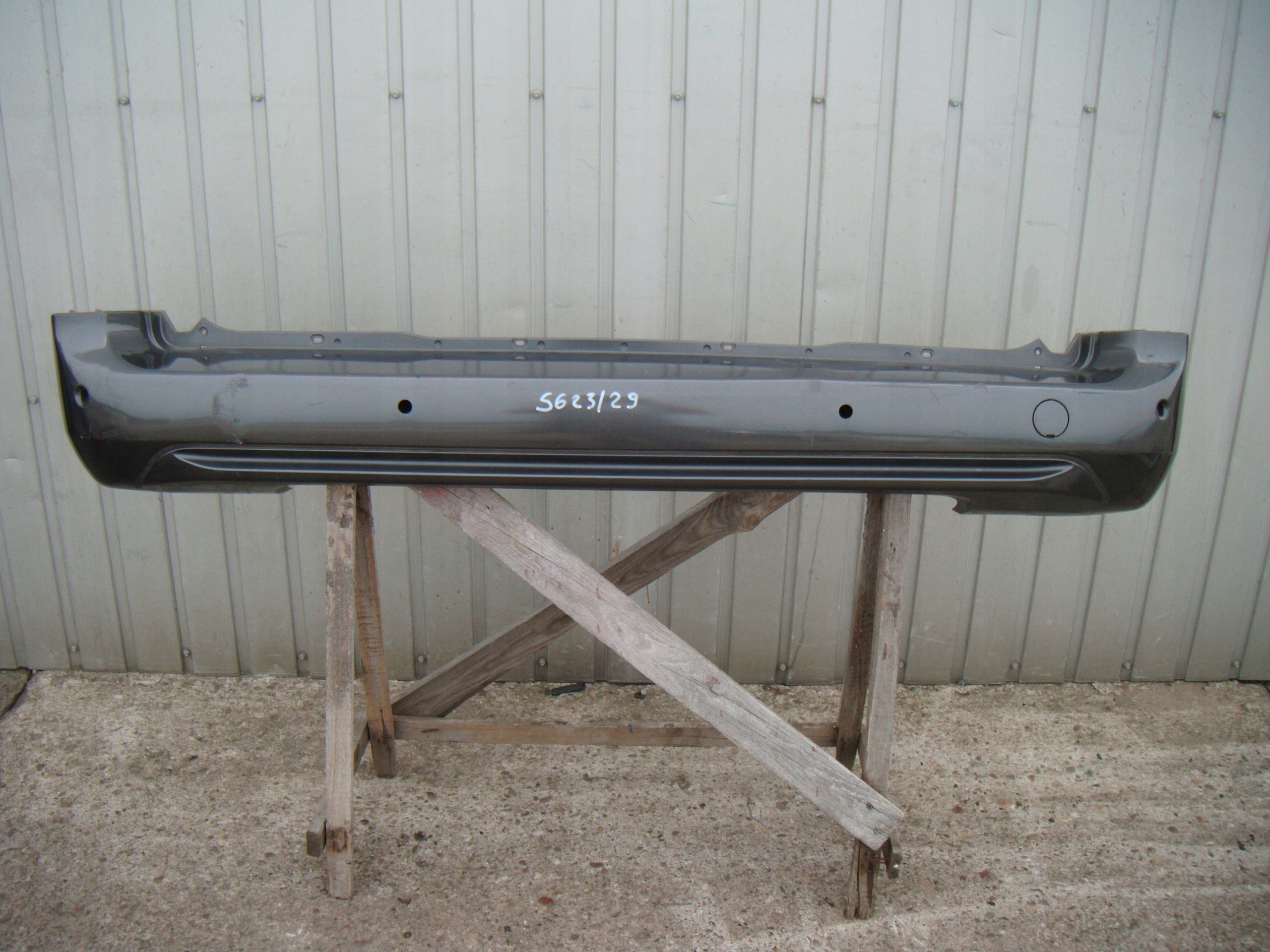 BERLINGO RIFTER COMBO E 18 ZDERZAK TYŁ 981674477