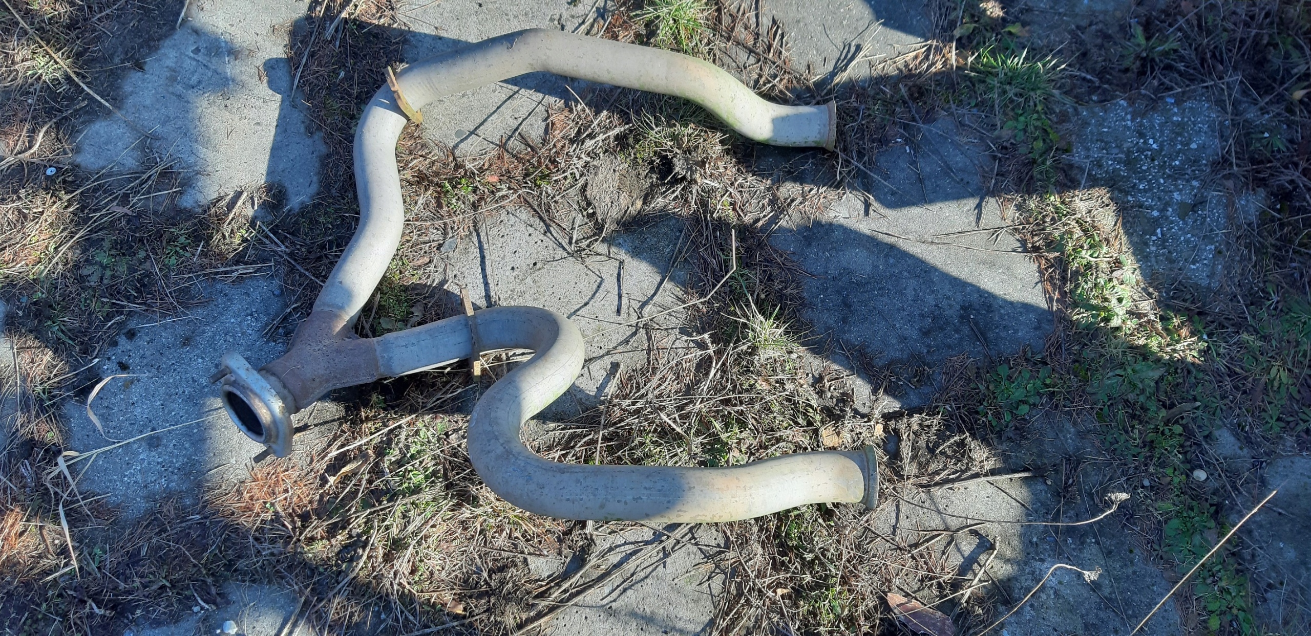 Выхлопная труба муфта DODGE RAM 09-18R