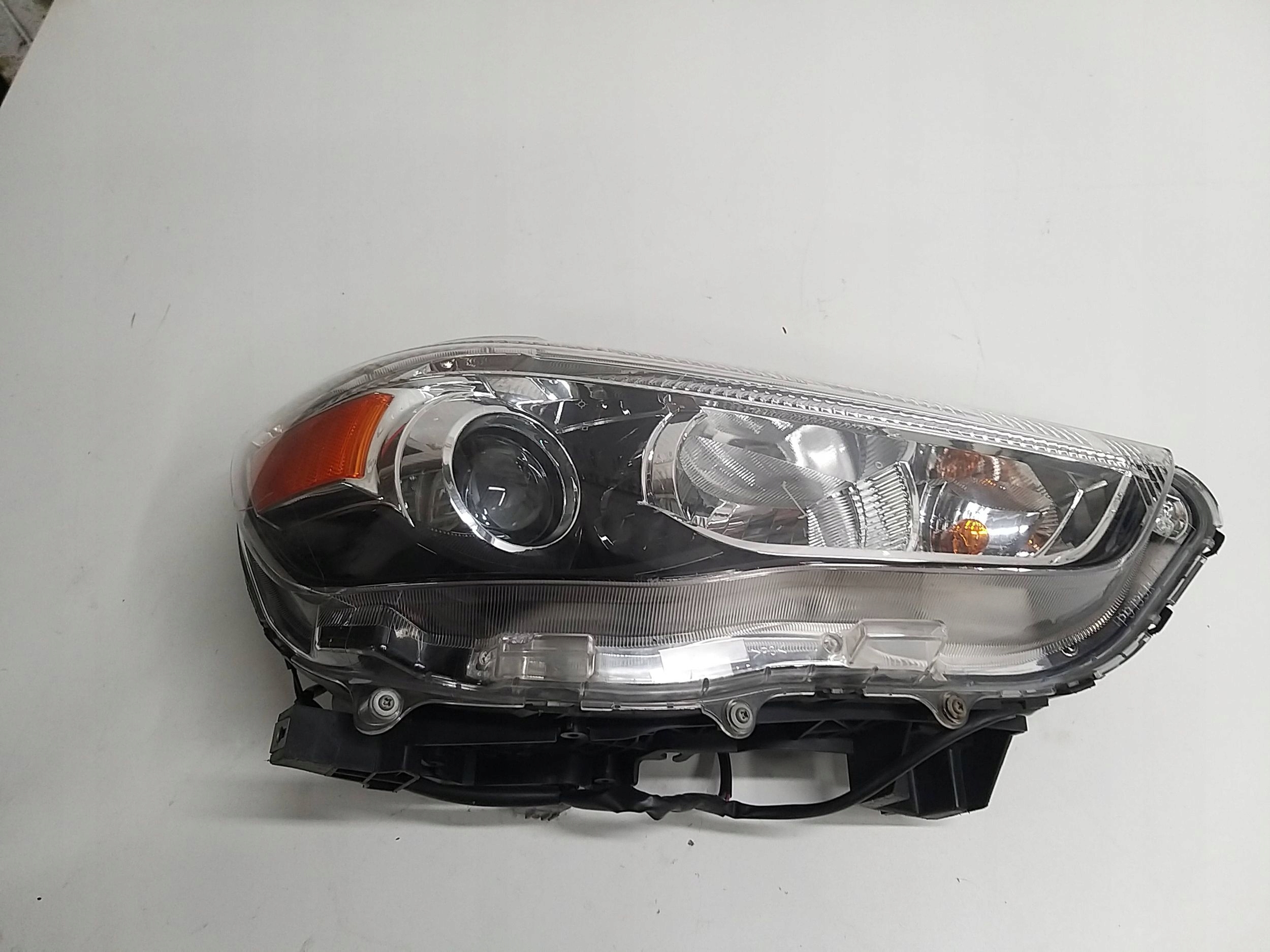MITSUBISHI ASX light right front front 10-19R