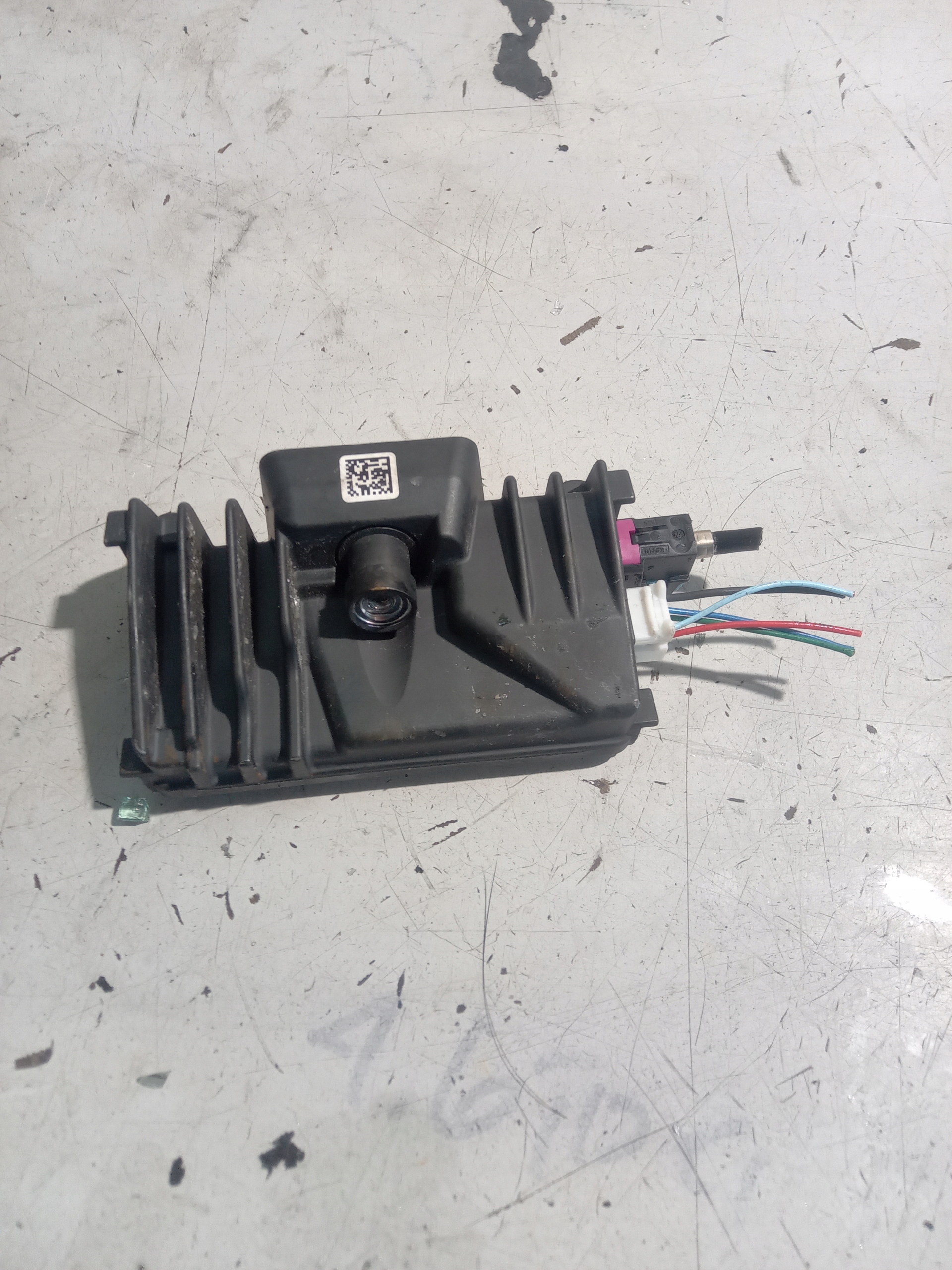 284622652R - NISSAN QASHQAI III J12 камера помощник ремень спереди