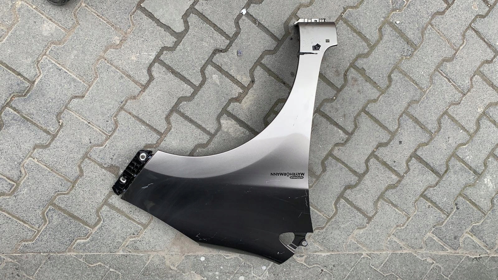 KIA PICANTO 2011- BLOTNIK PRAWY PRZEDNI PRZOD