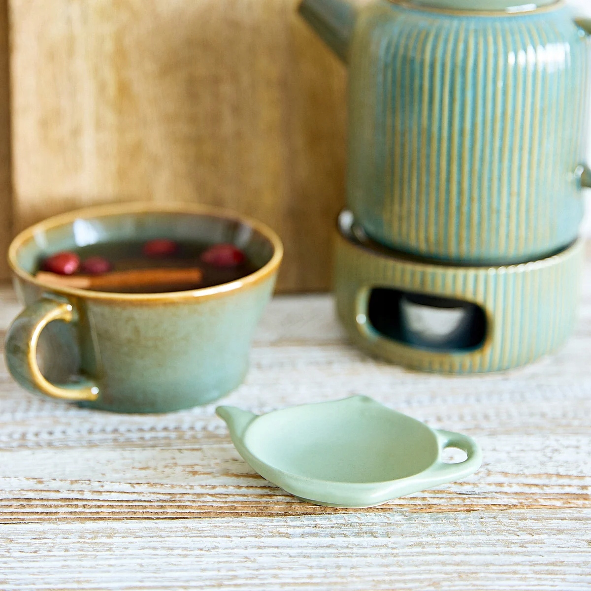 Zestaw spodków LARRA pistacjowych 2szt. HOMLA Liczba sztuk 2 szt.