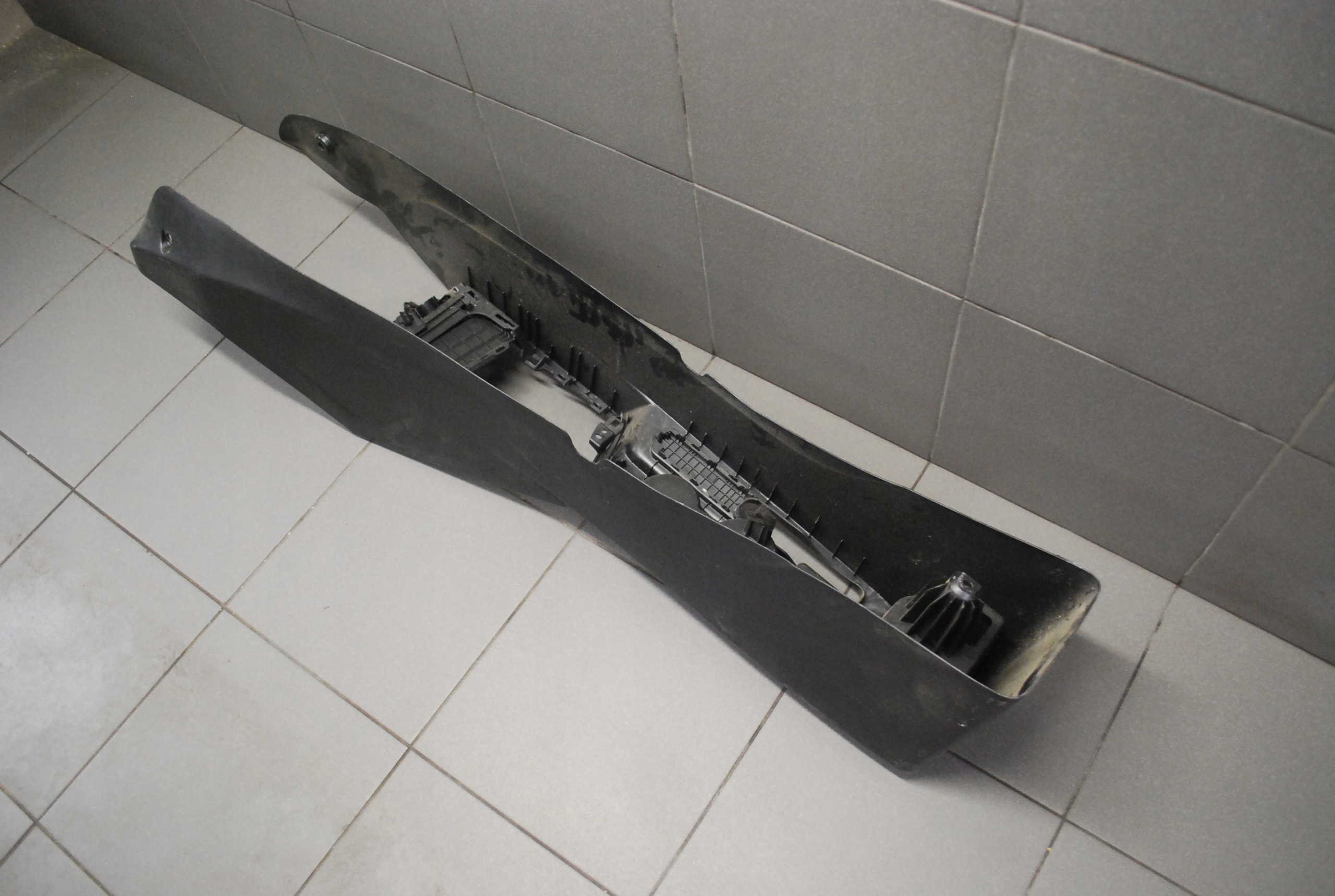 тунель середина Hyundai I30 II 84611-C80000