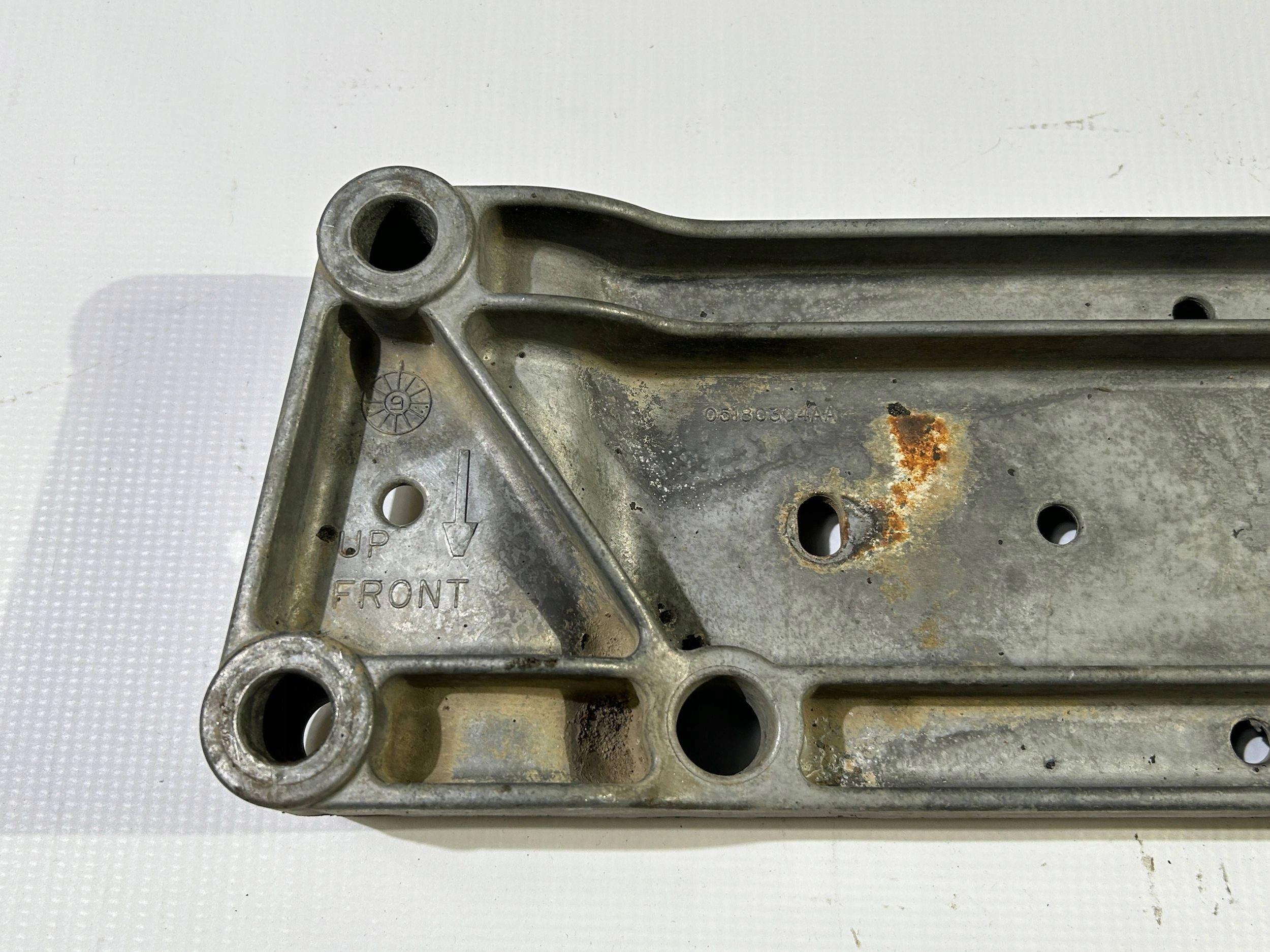 Console Support Support plaque Boîte de vitesse Engrenage Dodge Challenger manual 6.1 2008