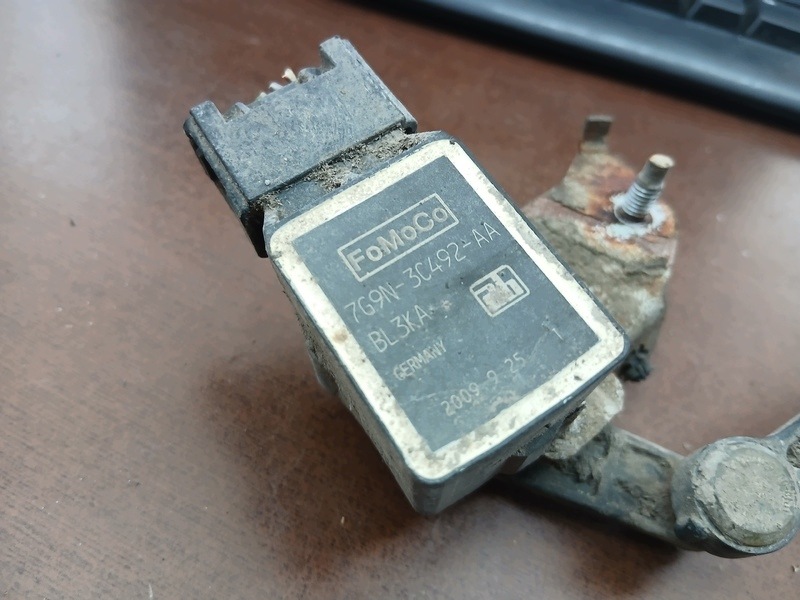 Sensor POZIOMOWANIA Leuchten MONDEO MK4 7G9N3C492AA